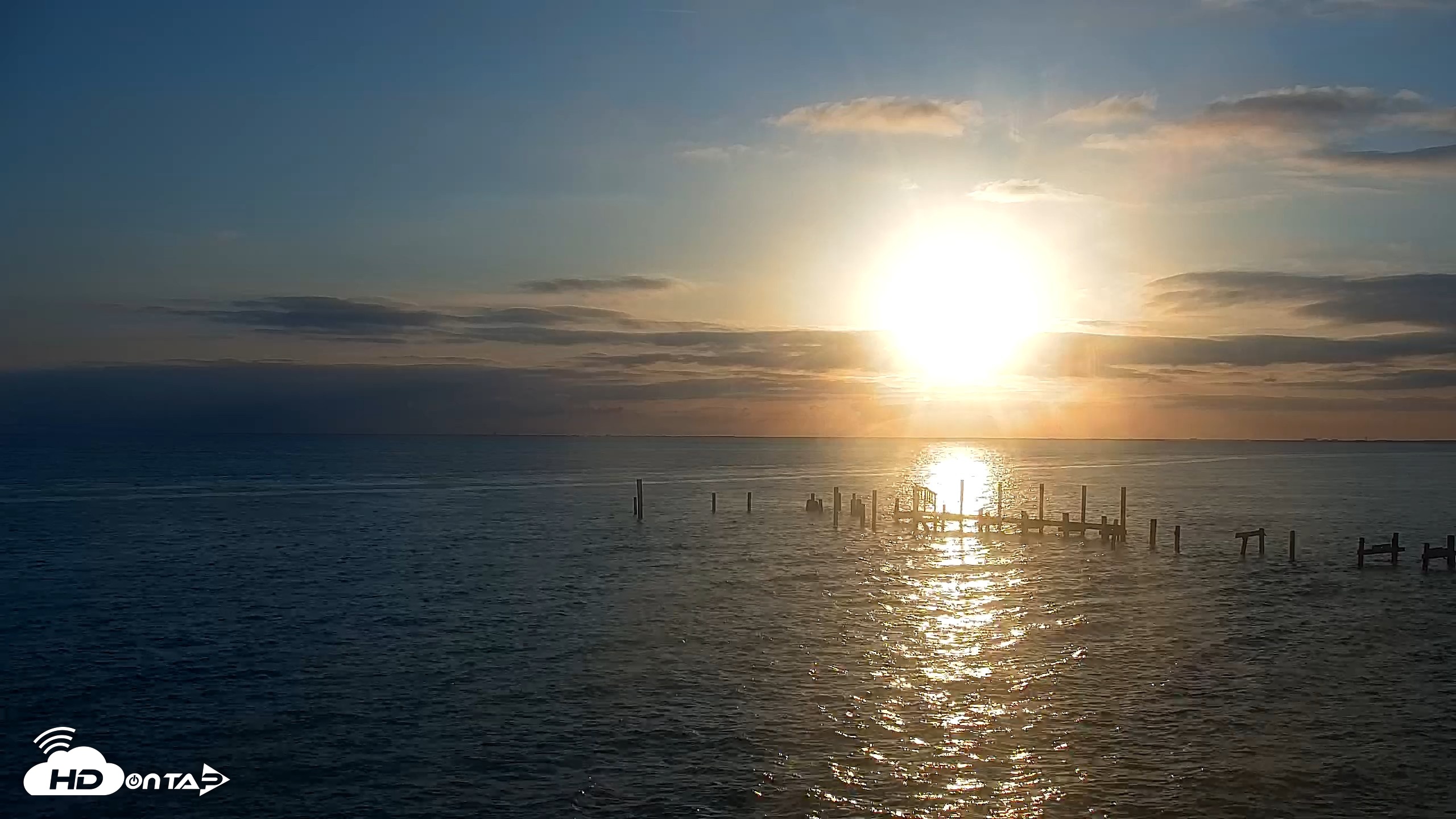Snapshot of Anna Maria Island Florida Live Webcam taken Apr 27, 2026, 7:19am EDT