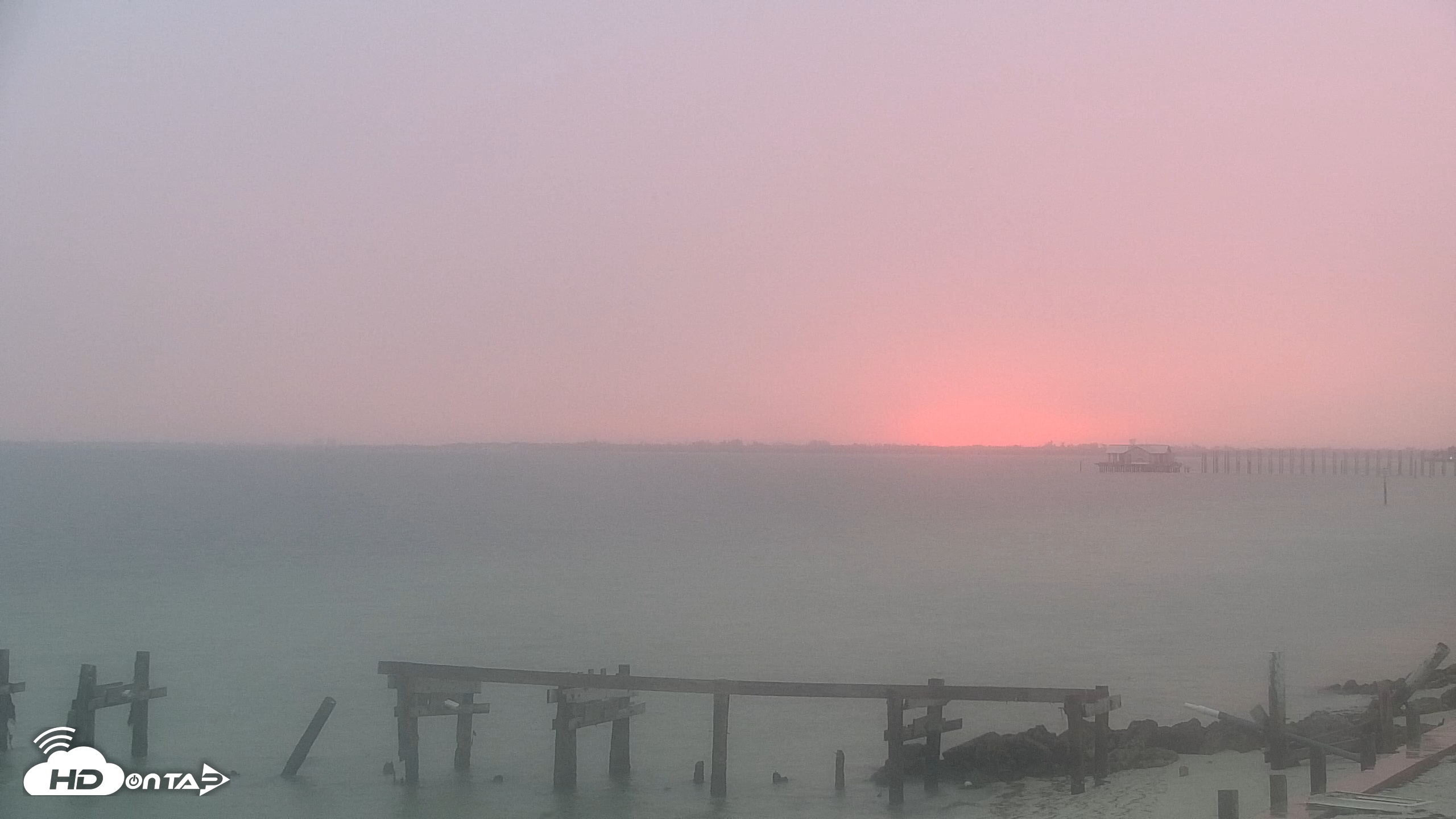 Snapshot of Anna Maria Island Florida Live Webcam taken Jan 31, 2026, 7:14am EST