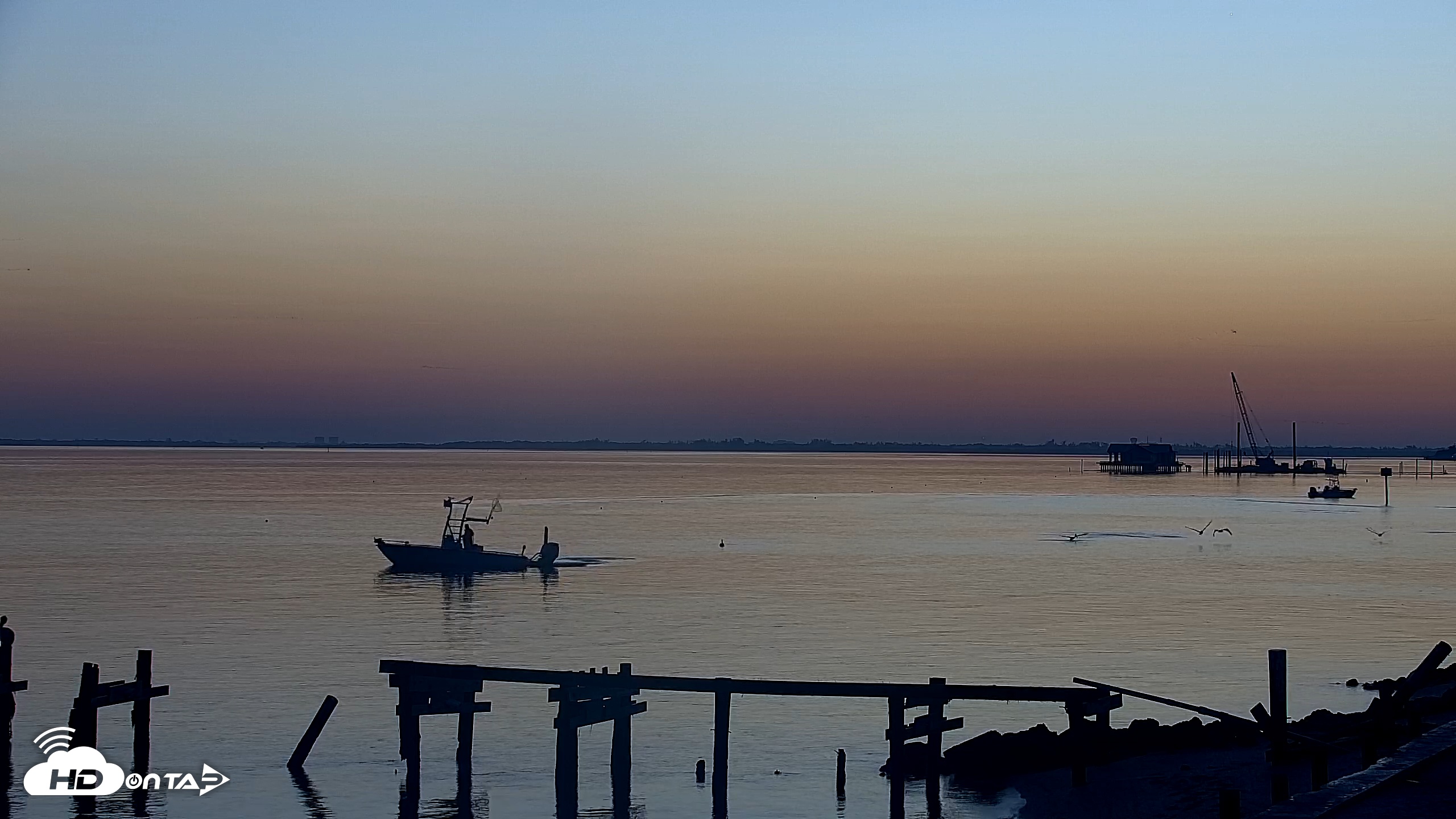 Snapshot of Anna Maria Island Florida Live Webcam taken Nov 23, 2025, 6:44am EST