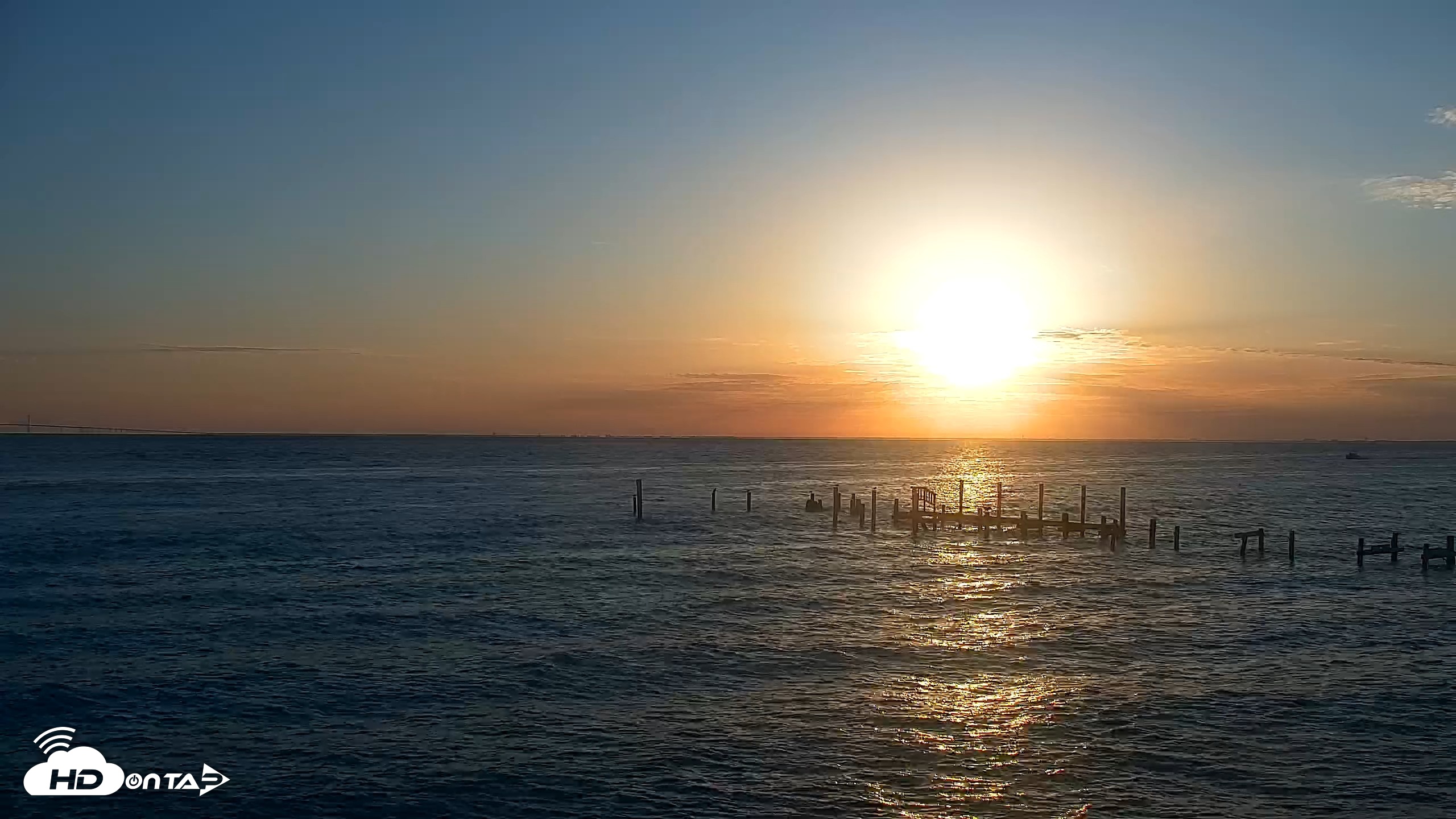 Snapshot of Anna Maria Island Florida Live Webcam taken Apr 24, 2026, 7:17am EDT