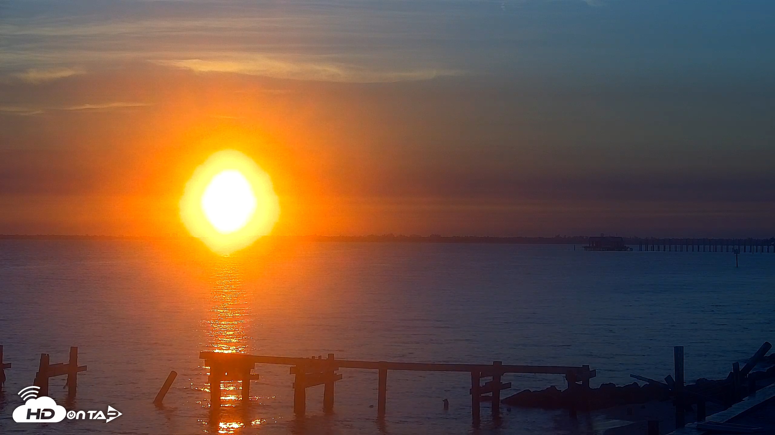 Snapshot of Anna Maria Island Florida Live Webcam taken Feb 25, 2026, 7:06am EST