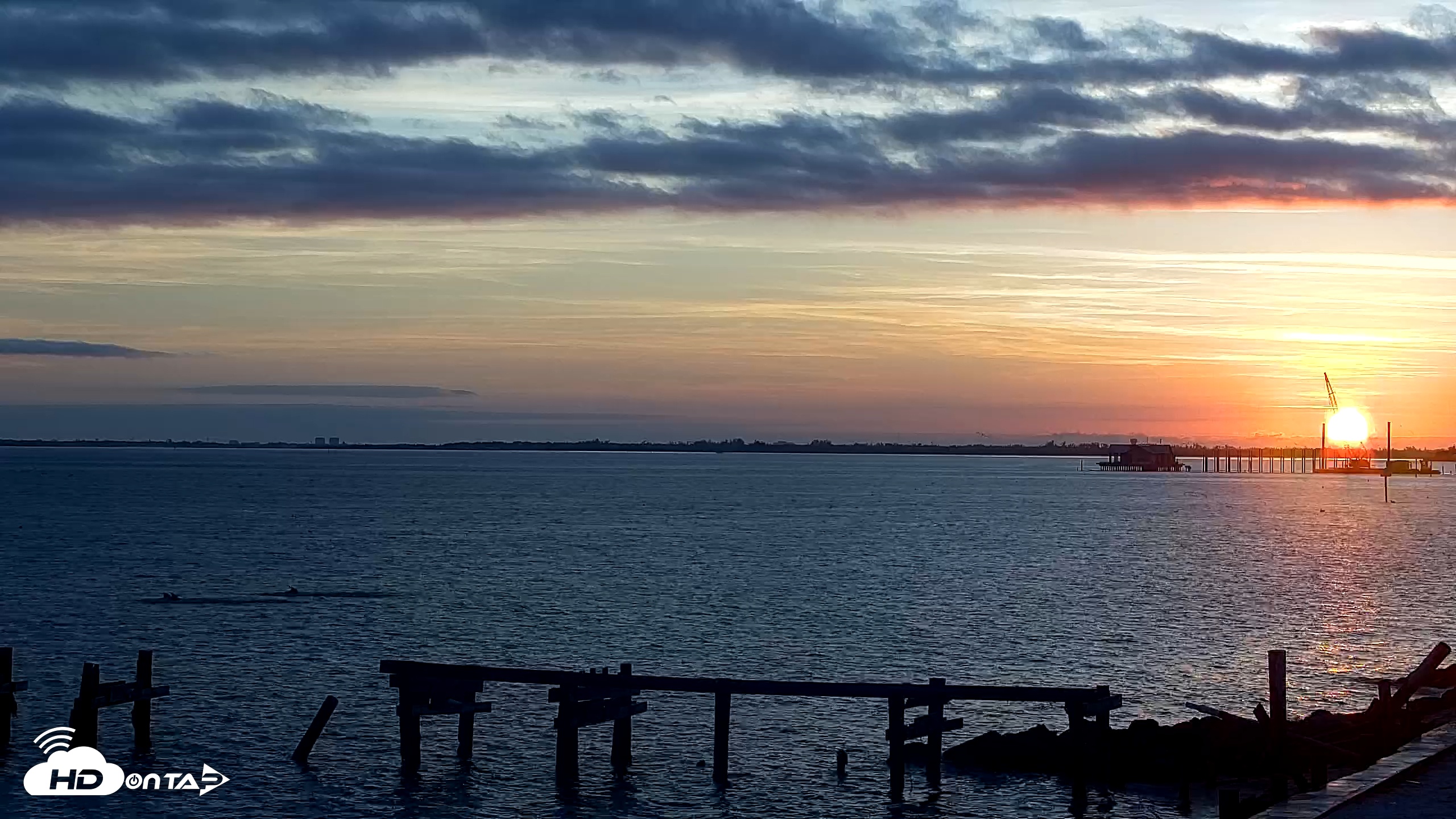 Snapshot of Anna Maria Island Florida Live Webcam taken Dec 3, 2025, 7:10am EST