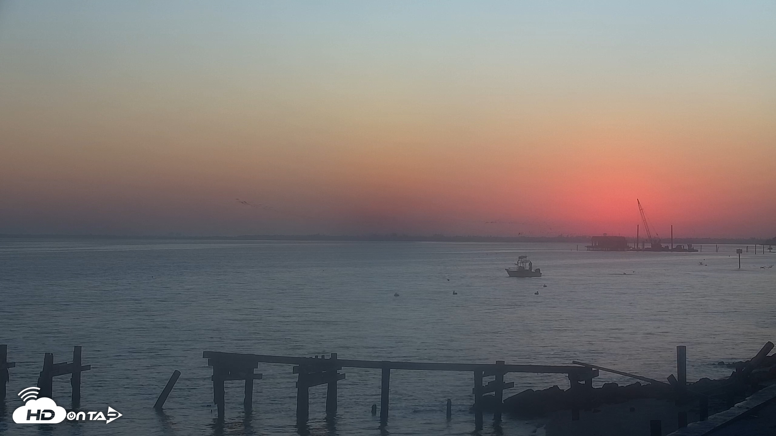 Snapshot of Anna Maria Island Florida Live Webcam taken Nov 21, 2025, 6:55am EST