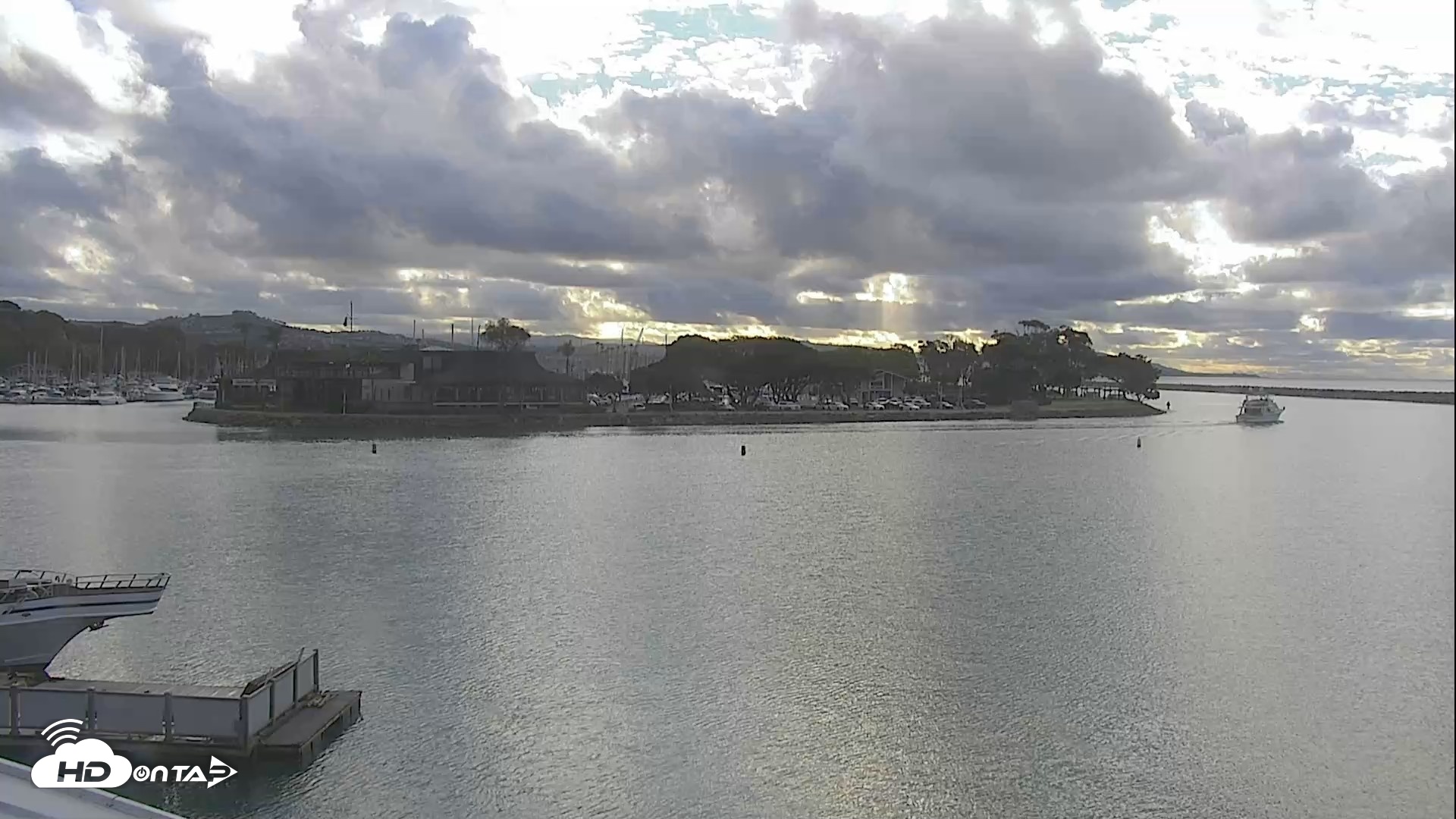 Snapshot of Dana Point Harbor Laguna Cliffs Resort Live Webcam taken Oct 22, 2026, 8:01am PDT