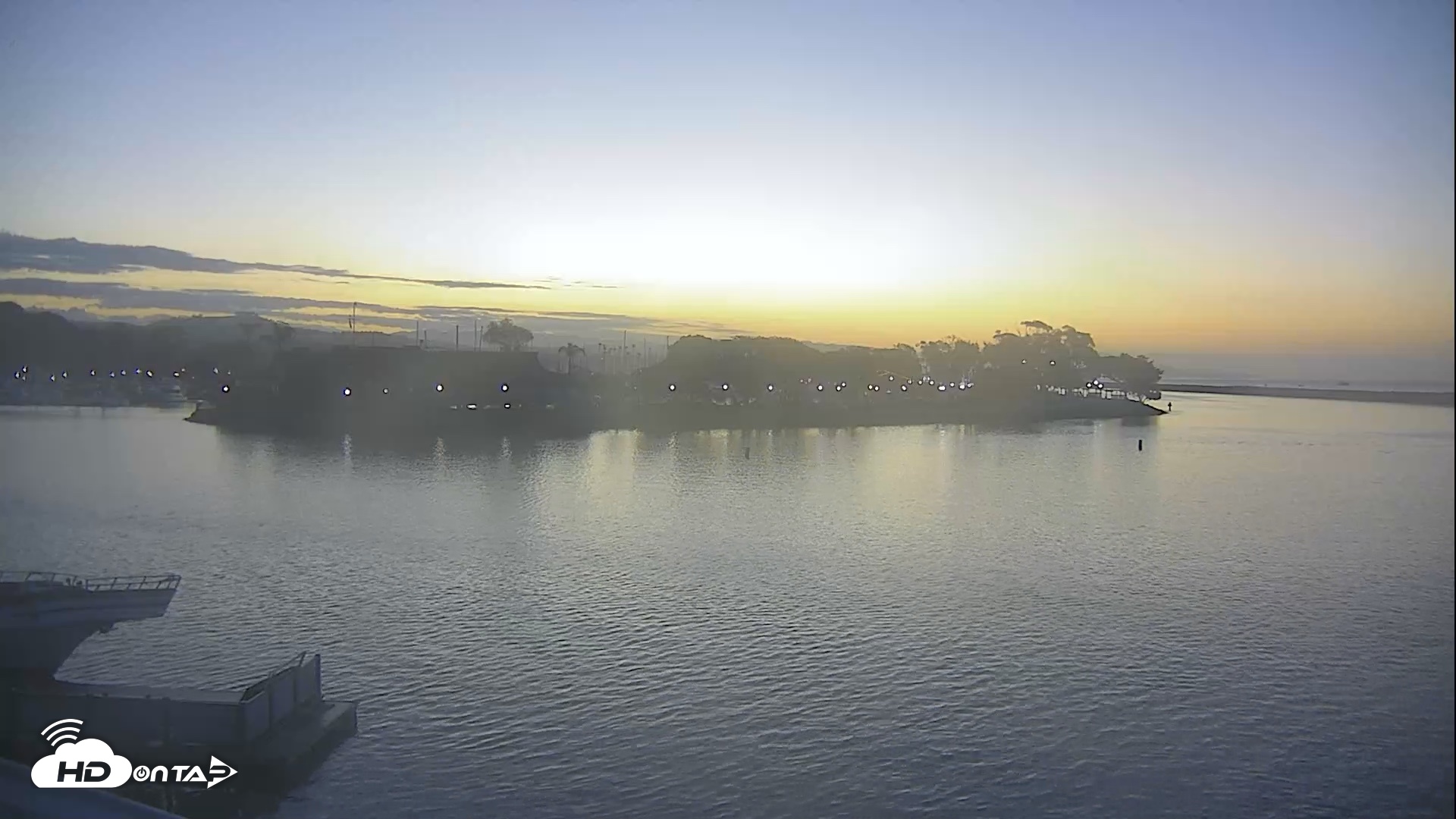 Snapshot of Dana Point Harbor Laguna Cliffs Resort Live Webcam taken Oct 21, 2026, 6:46am PDT