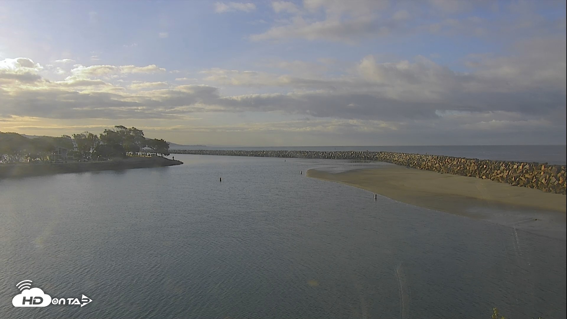 Snapshot of Dana Point Harbor Laguna Cliffs Resort Live Webcam taken Apr 22, 2026, 7:17am PDT