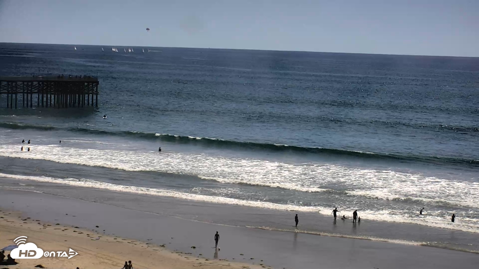 Snapshot of Dana Point Harbor Laguna Cliffs Resort Live Webcam taken Apr 11, 2026, 2:37pm PDT