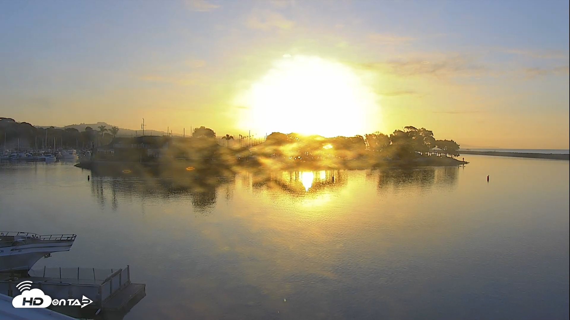Snapshot of Dana Point Harbor Laguna Cliffs Resort Live Webcam taken Oct 24, 2025, 7:22am PDT