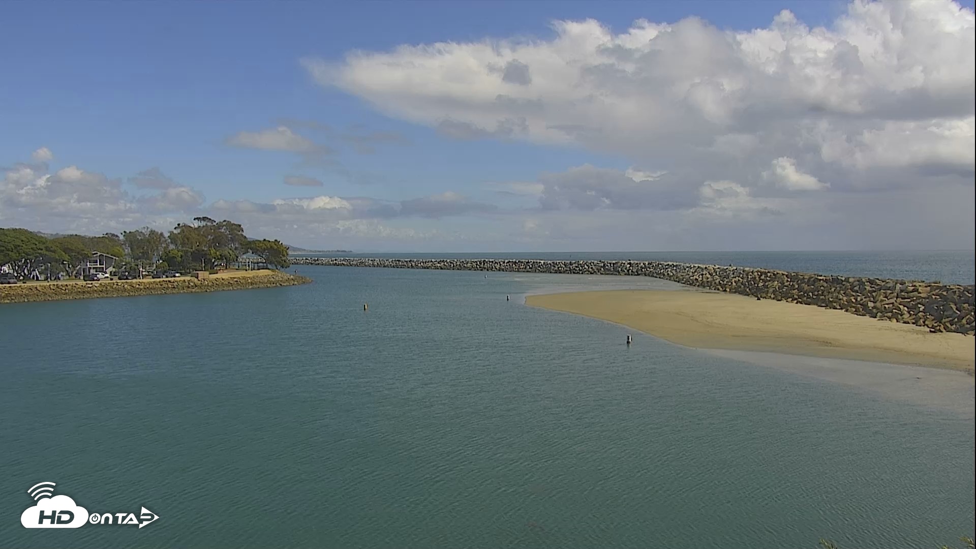 Snapshot of Dana Point Harbor Laguna Cliffs Resort Live Webcam taken Apr 13, 2026, 2:37pm PDT