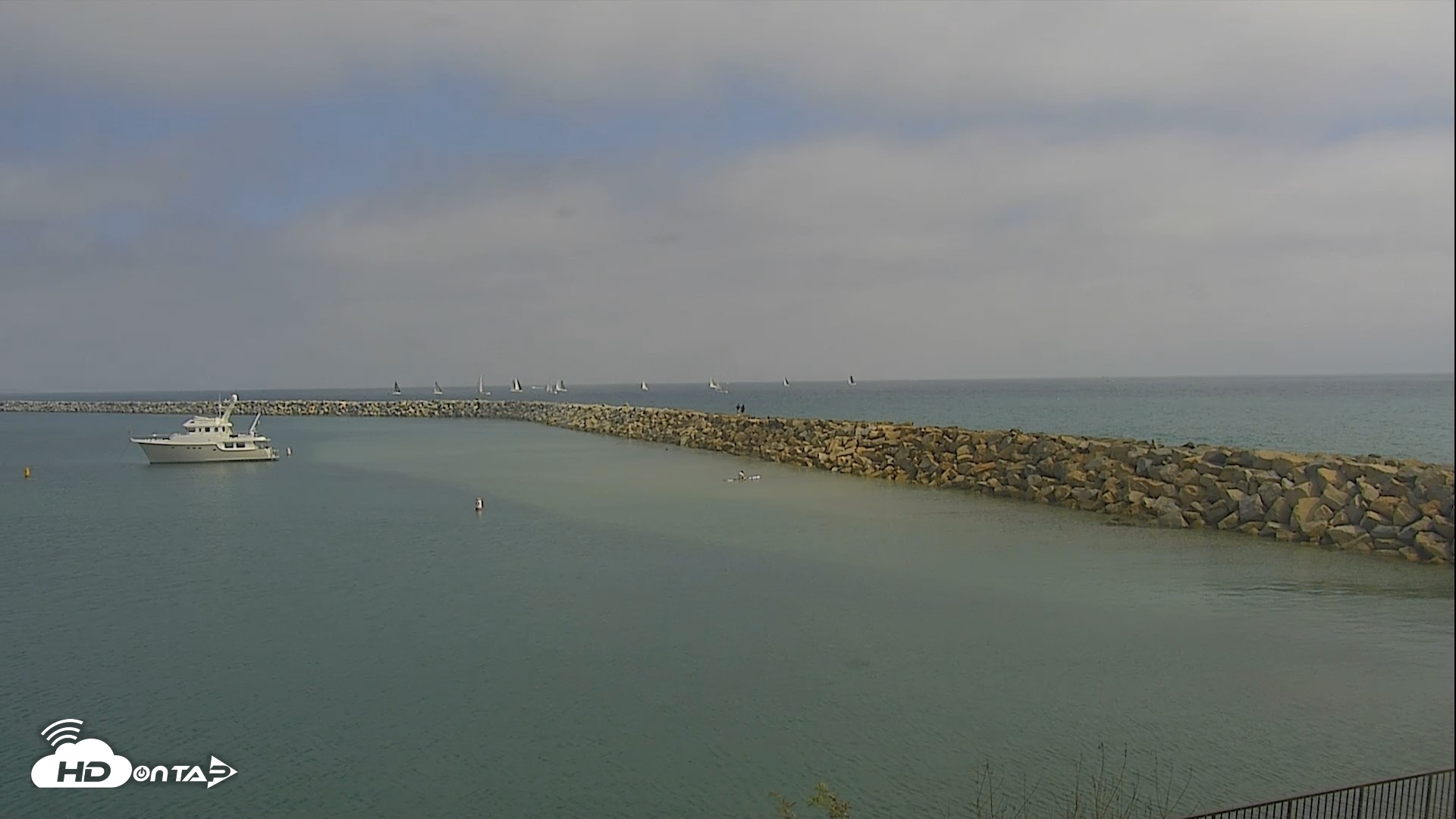 Snapshot of Dana Point Harbor Laguna Cliffs Resort Live Webcam taken May 21, 2026, 3:11pm PDT