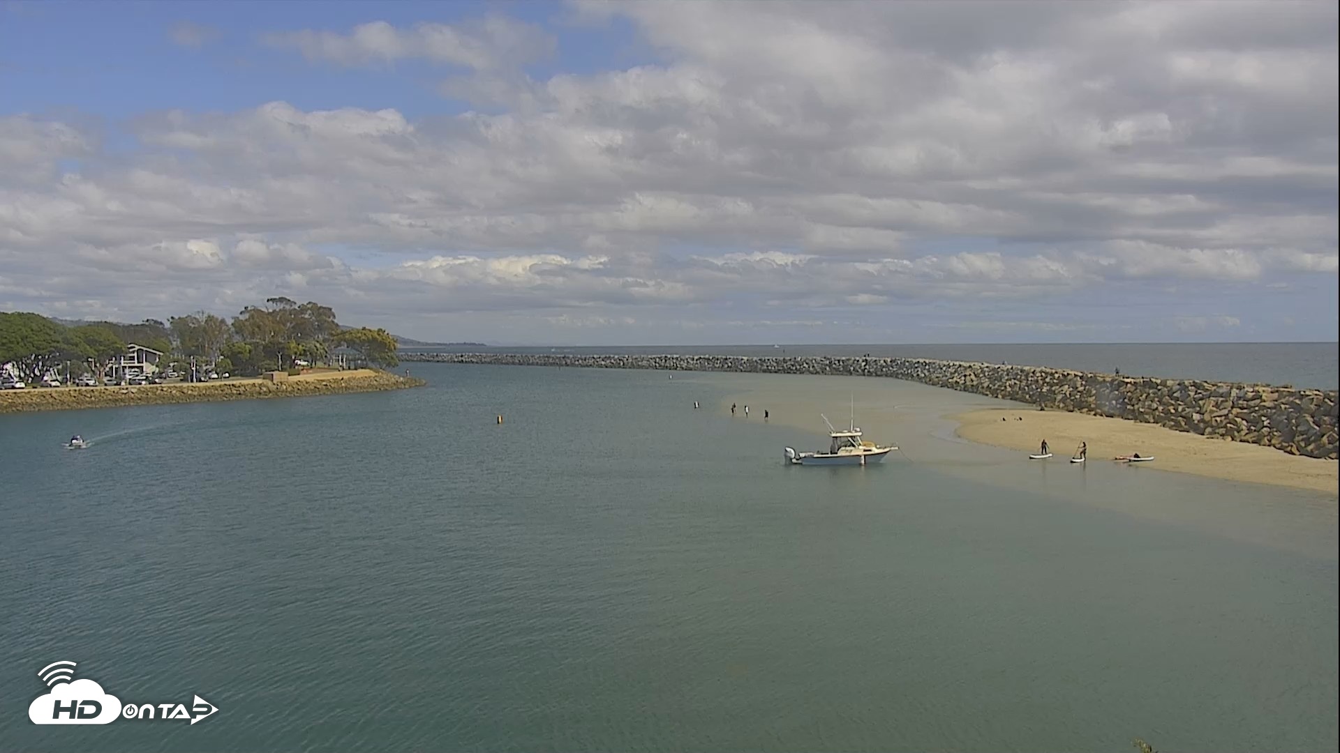 Snapshot of Dana Point Harbor Laguna Cliffs Resort Live Webcam taken Apr 26, 2026, 3:24pm PDT
