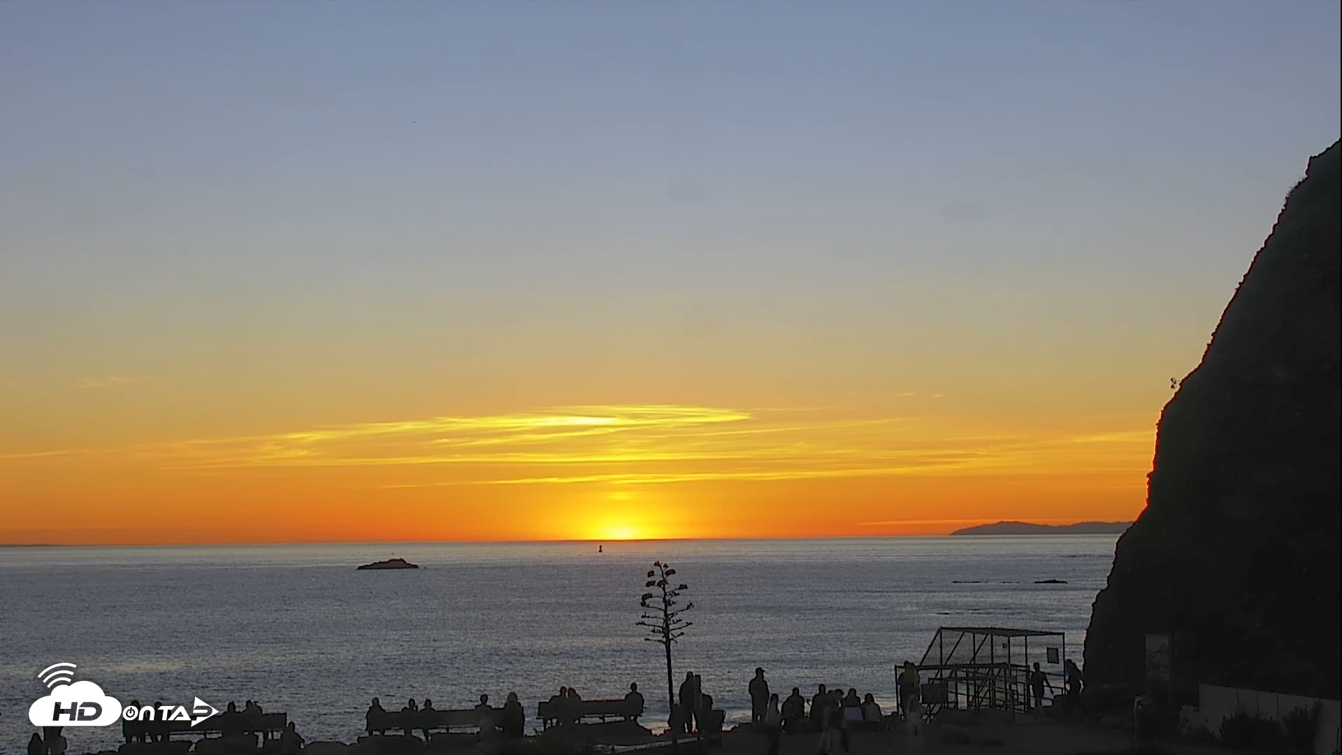 Snapshot of Dana Point Harbor Laguna Cliffs Resort Live Webcam taken Jan 11, 2026, 5:05pm PST