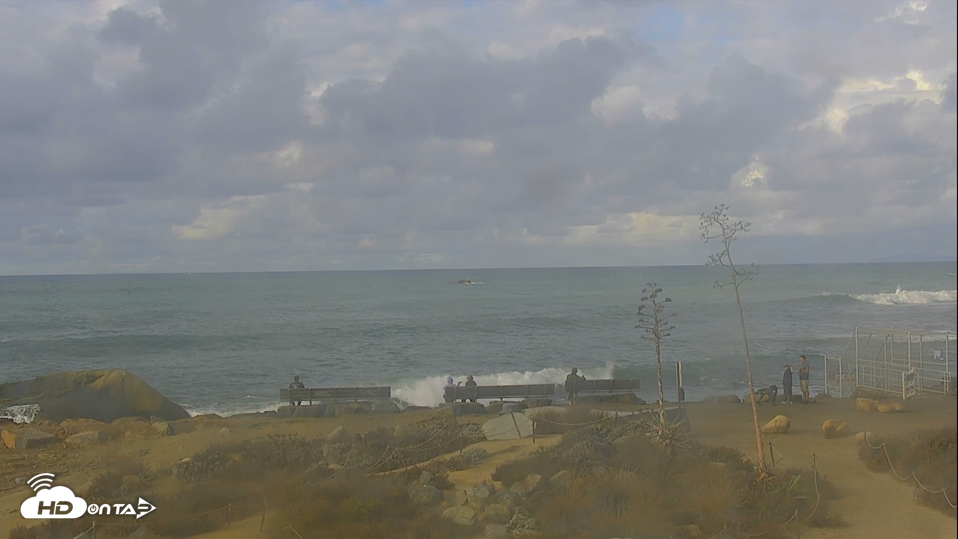 Snapshot of Dana Point Harbor Laguna Cliffs Resort Live Webcam taken Oct 22, 2026, 8:58am PDT