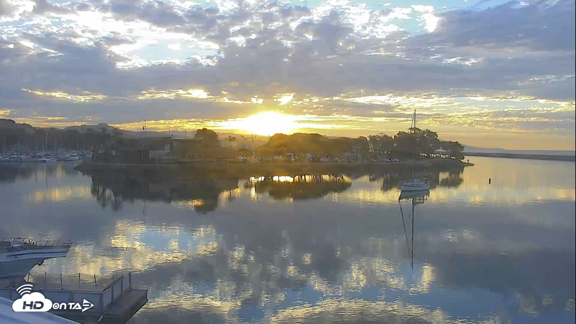 Snapshot of Dana Point Harbor Laguna Cliffs Resort Live Webcam taken Oct 10, 2025, 7:15am PDT