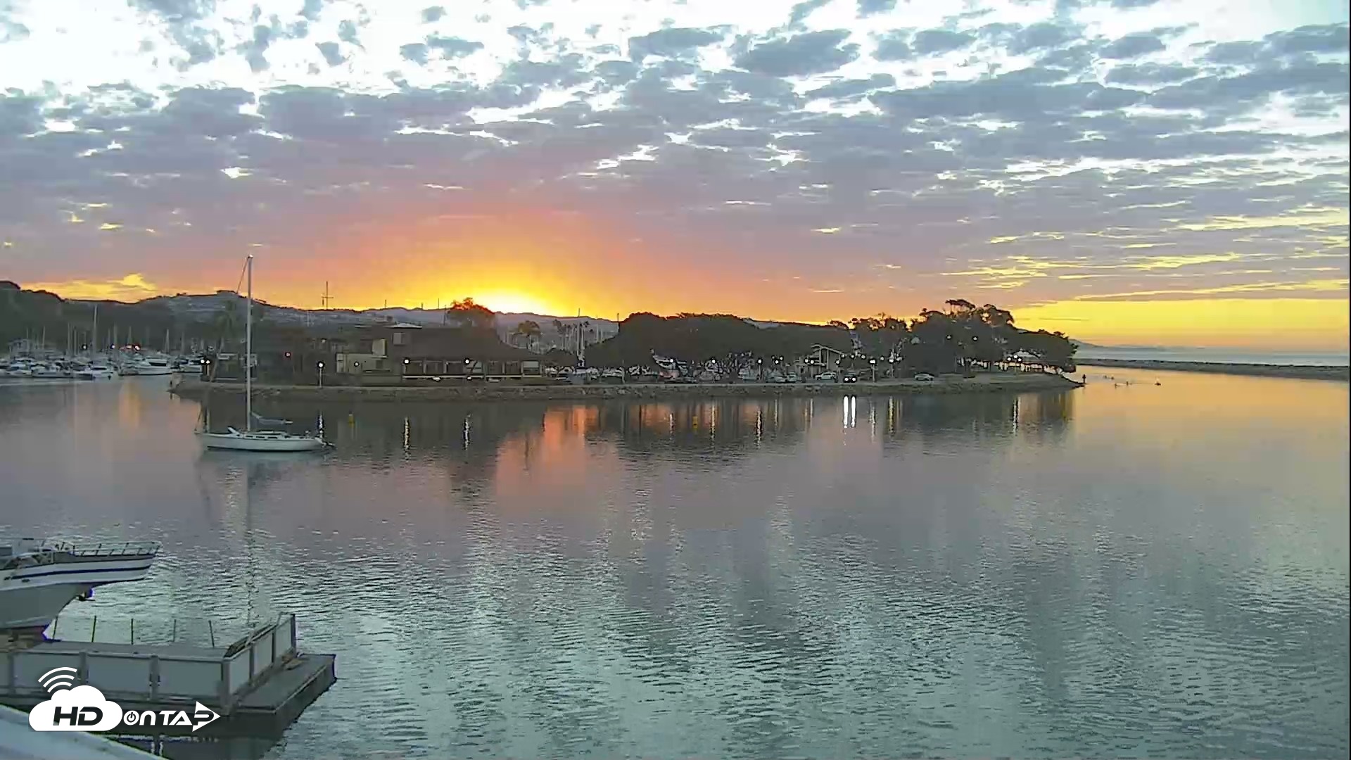 Snapshot of Dana Point Harbor Laguna Cliffs Resort Live Webcam taken Oct 6, 2026, 6:49am PDT