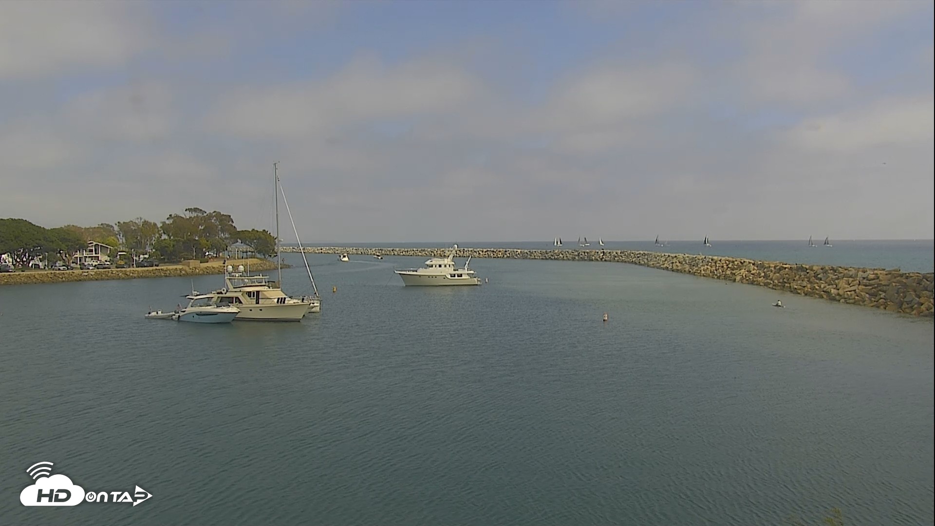 Snapshot of Dana Point Harbor Laguna Cliffs Resort Live Webcam taken May 21, 2026, 3:08pm PDT