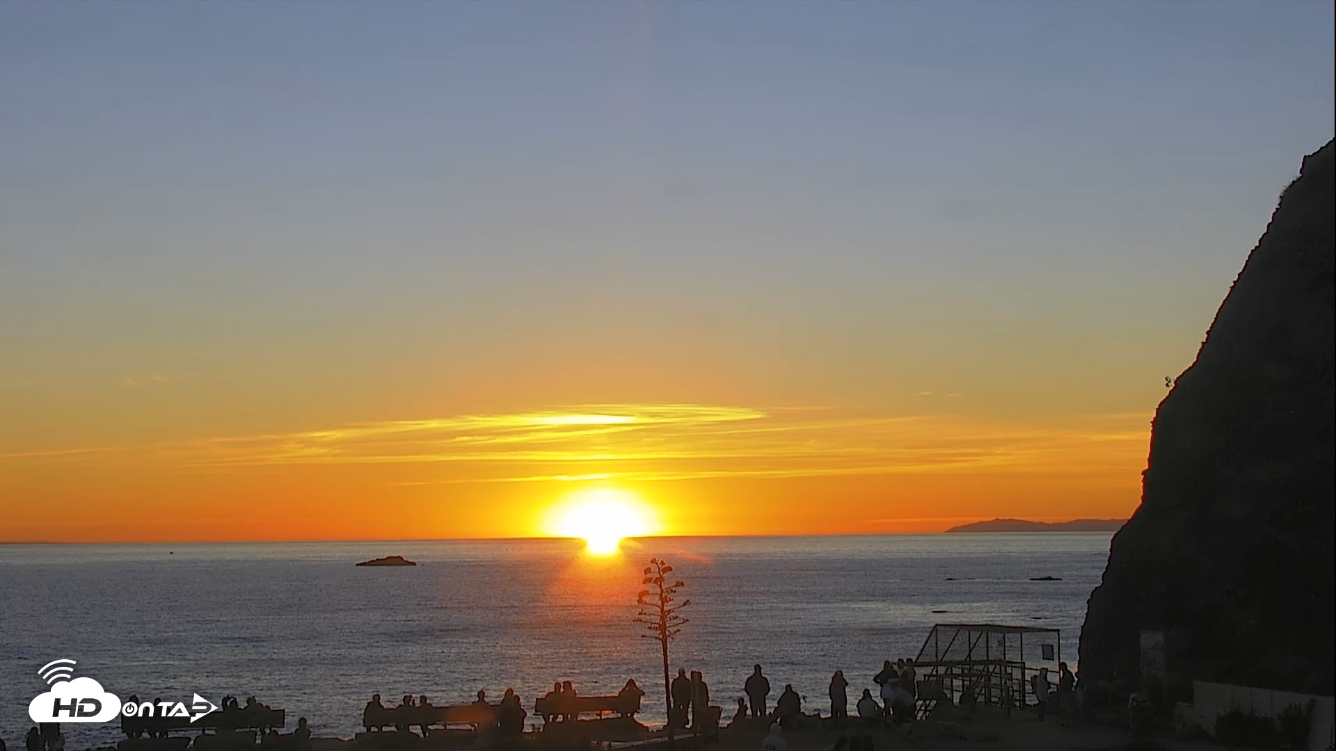 Snapshot of Dana Point Harbor Laguna Cliffs Resort Live Webcam taken Jan 11, 2026, 5:03pm PST