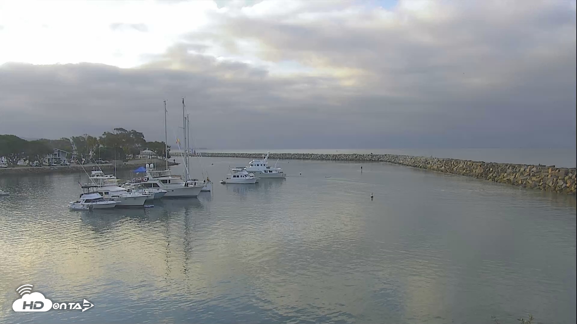 Snapshot of Dana Point Harbor Laguna Cliffs Resort Live Webcam taken May 25, 2026, 7:13am PDT