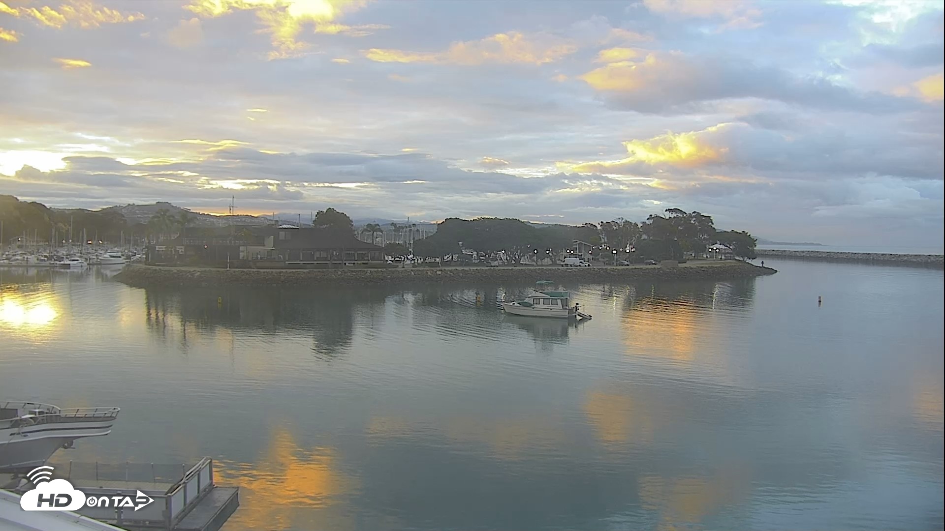 Snapshot of Dana Point Harbor Laguna Cliffs Resort Live Webcam taken May 29, 2026, 5:53am PDT