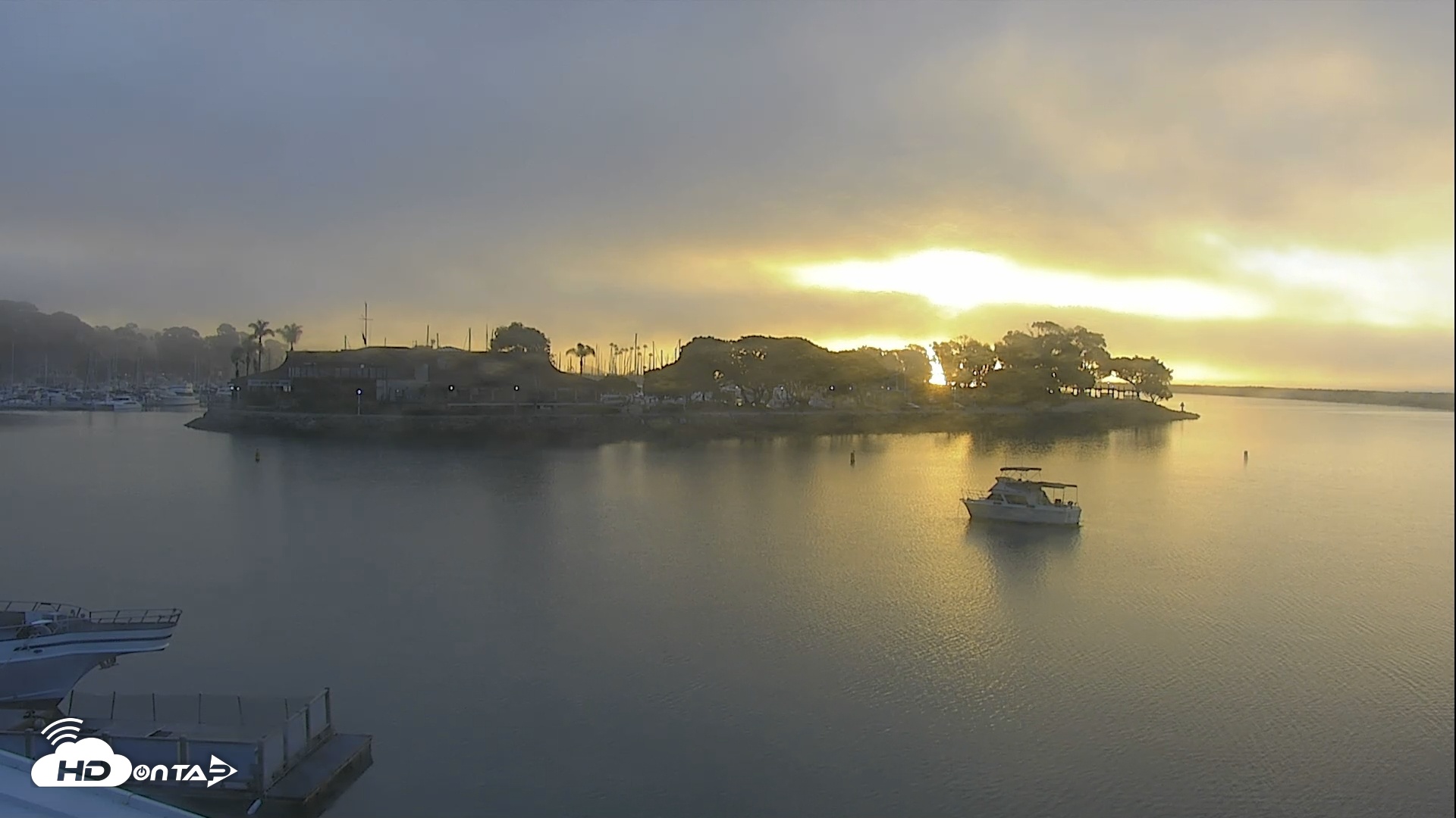 Snapshot of Dana Point Harbor Laguna Cliffs Resort Live Webcam taken Nov 10, 2025, 6:40am PST