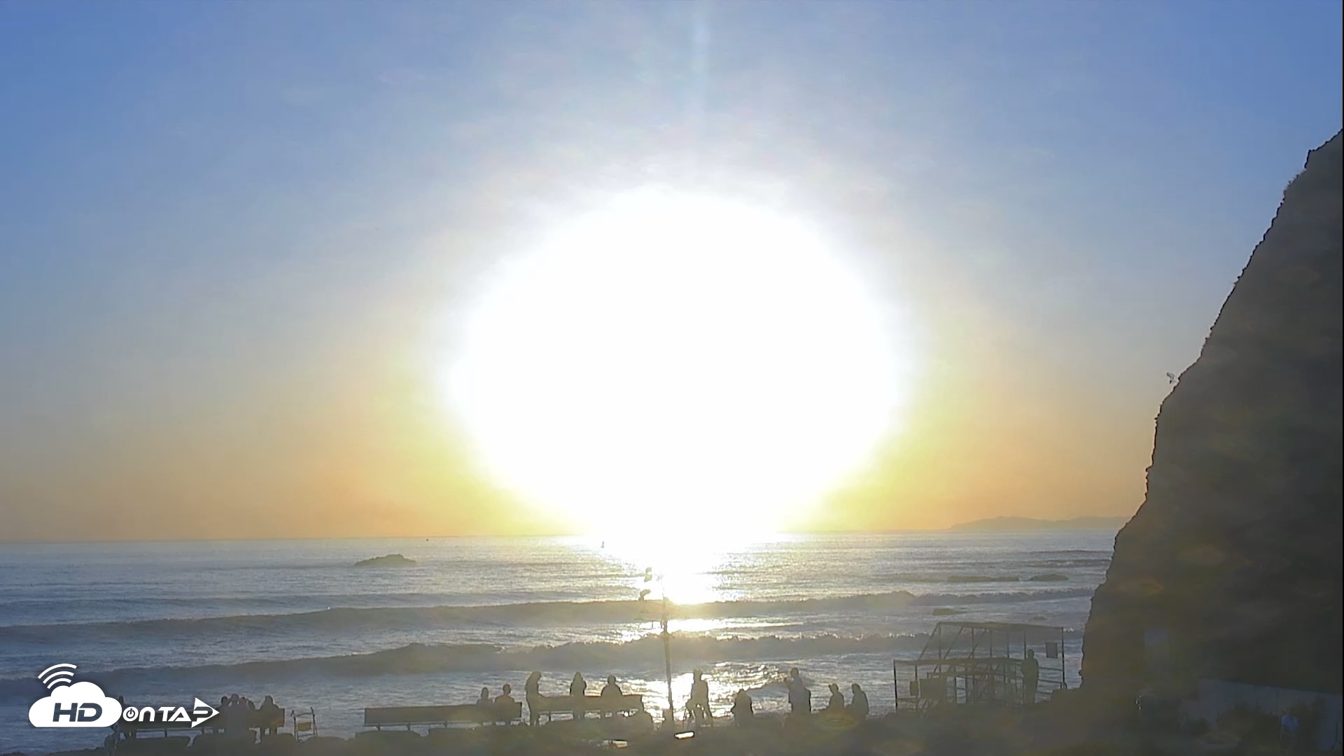 Snapshot of Dana Point Harbor Laguna Cliffs Resort Live Webcam taken Jan 30, 2026, 4:57pm PST