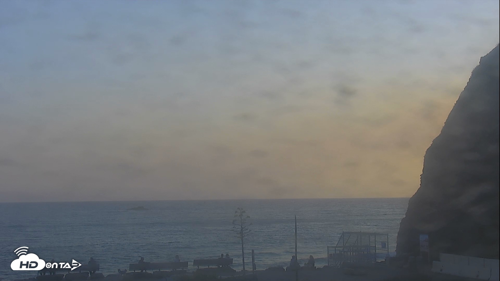 Snapshot of Dana Point Harbor Laguna Cliffs Resort Live Webcam taken May 19, 2026, 7:04pm PDT