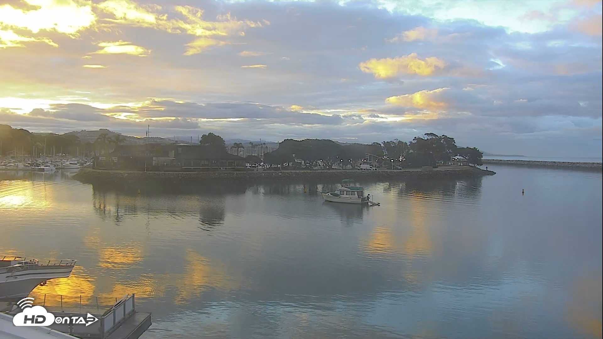 Snapshot of Dana Point Harbor Laguna Cliffs Resort Live Webcam taken May 29, 2026, 5:56am PDT