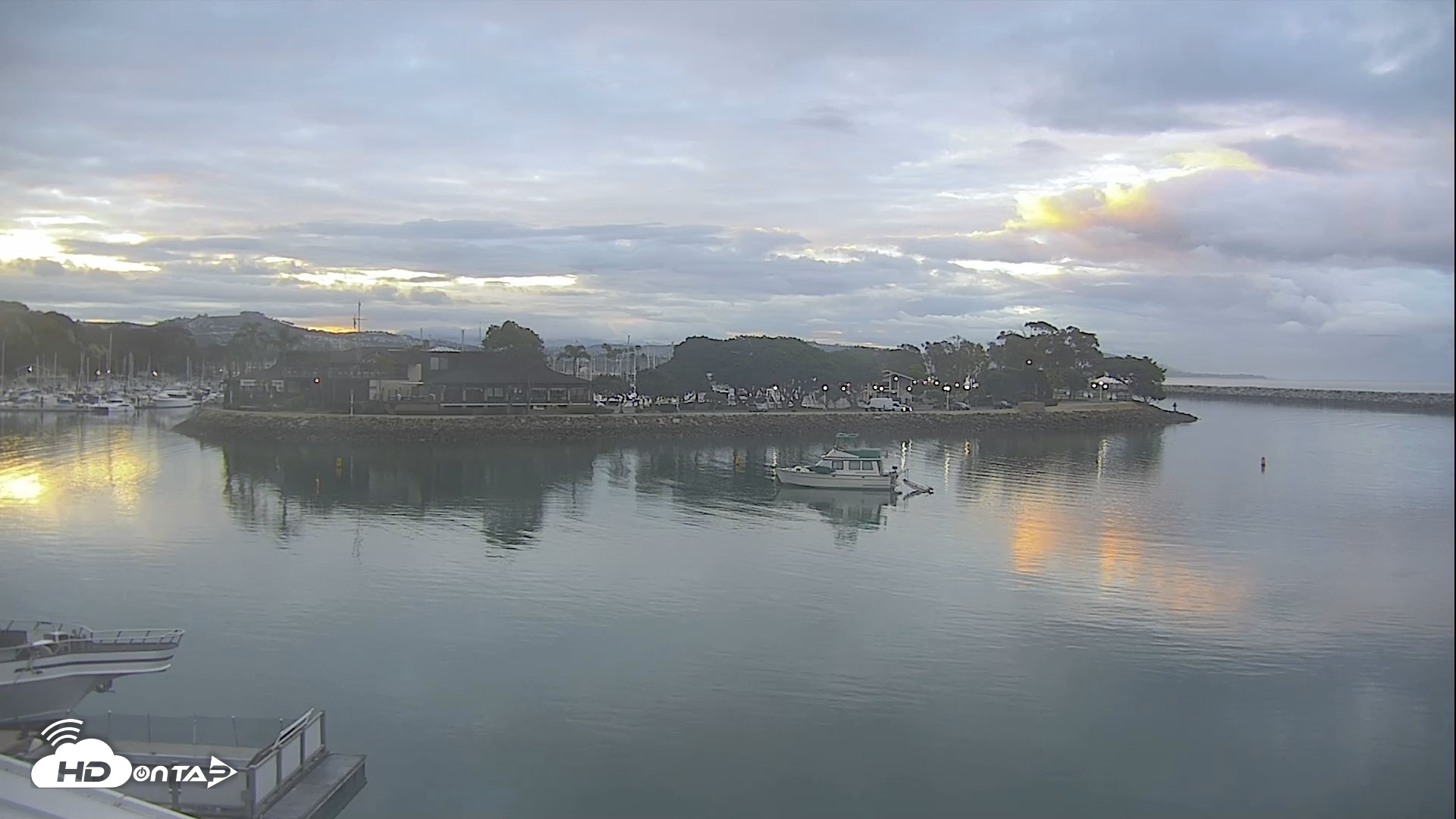 Snapshot of Dana Point Harbor Laguna Cliffs Resort Live Webcam taken May 29, 2026, 5:49am PDT