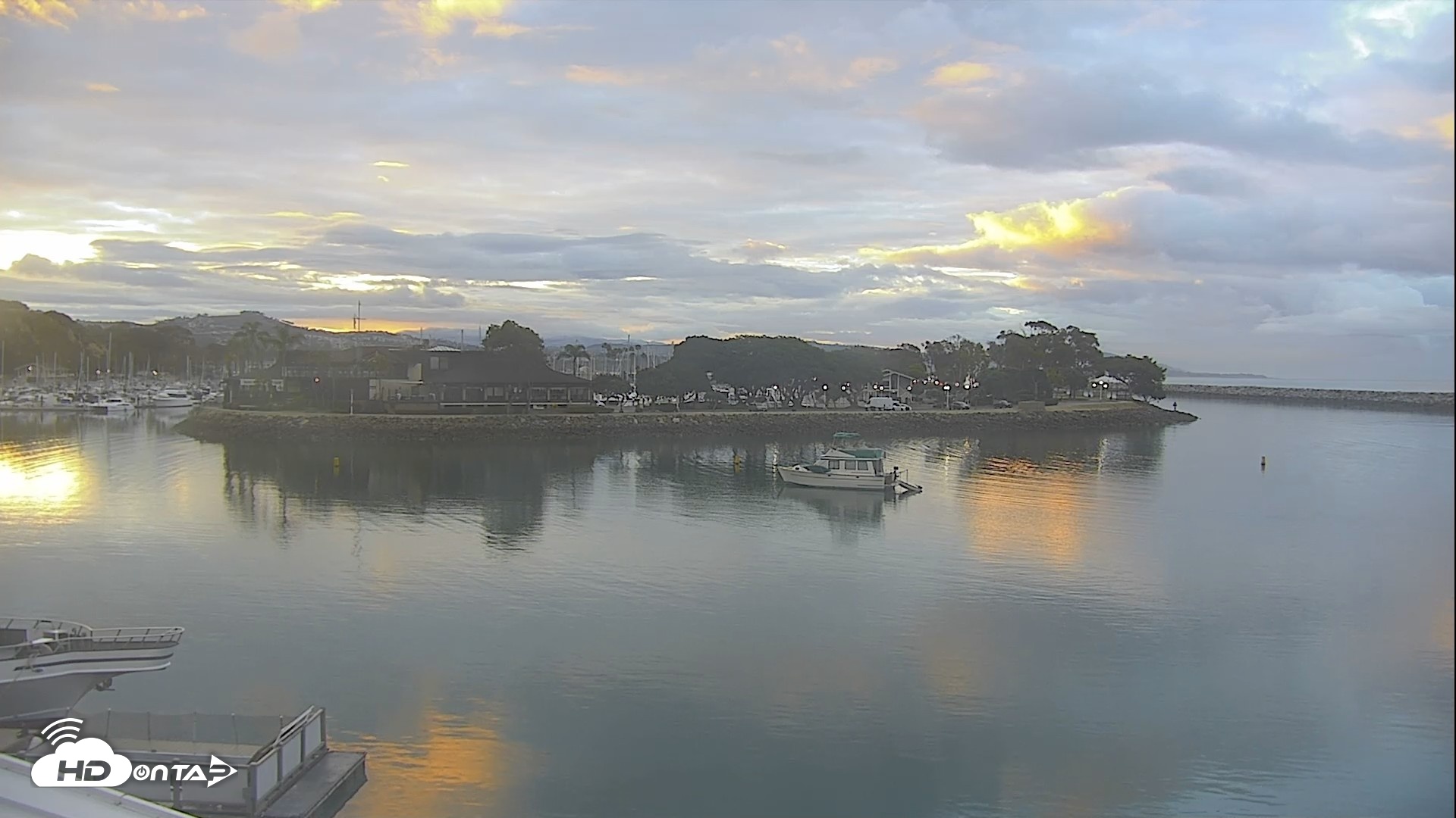 Snapshot of Dana Point Harbor Laguna Cliffs Resort Live Webcam taken May 29, 2026, 5:52am PDT