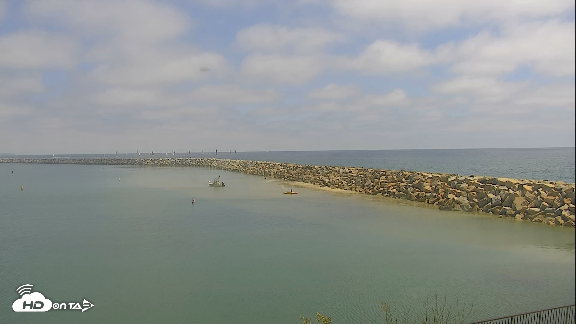 Snapshot of Dana Point Harbor Laguna Cliffs Resort Live Webcam taken May 7, 2026, 1:58pm PDT