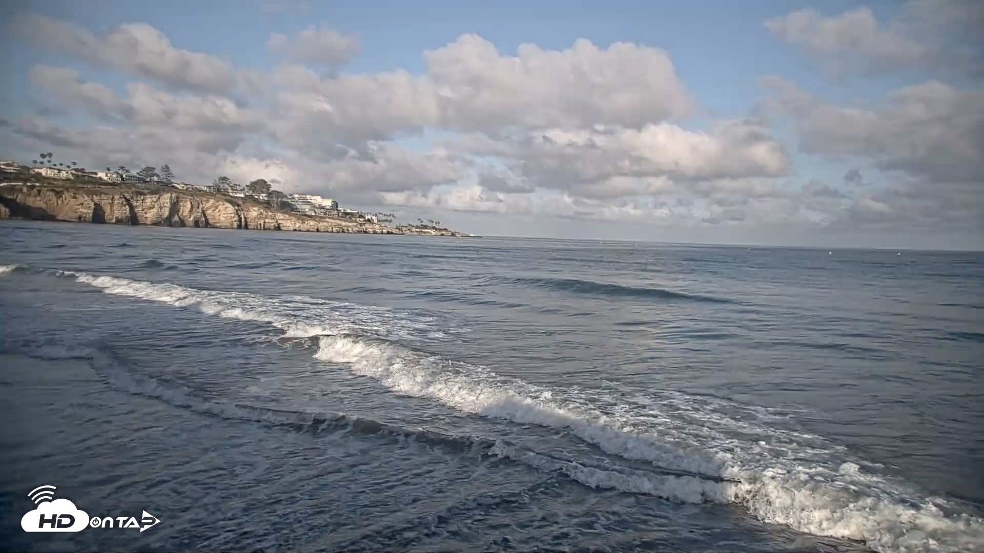 Snapshot of Dana Point Harbor Laguna Cliffs Resort Live Webcam taken Apr 15, 2026, 7:30am PDT