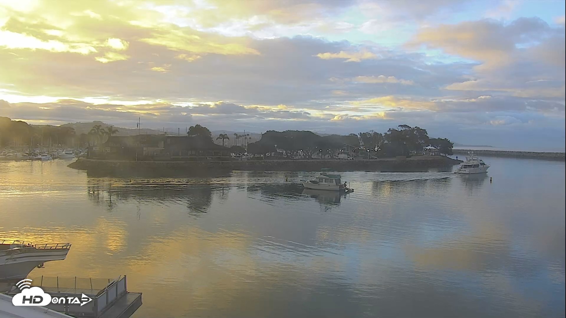 Snapshot of Dana Point Harbor Laguna Cliffs Resort Live Webcam taken May 29, 2026, 6:01am PDT