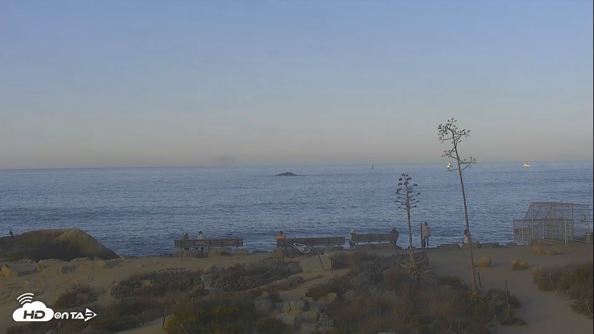 Snapshot of Dana Point Harbor Laguna Cliffs Resort Live Webcam taken Oct 6, 2026, 7:55am PDT