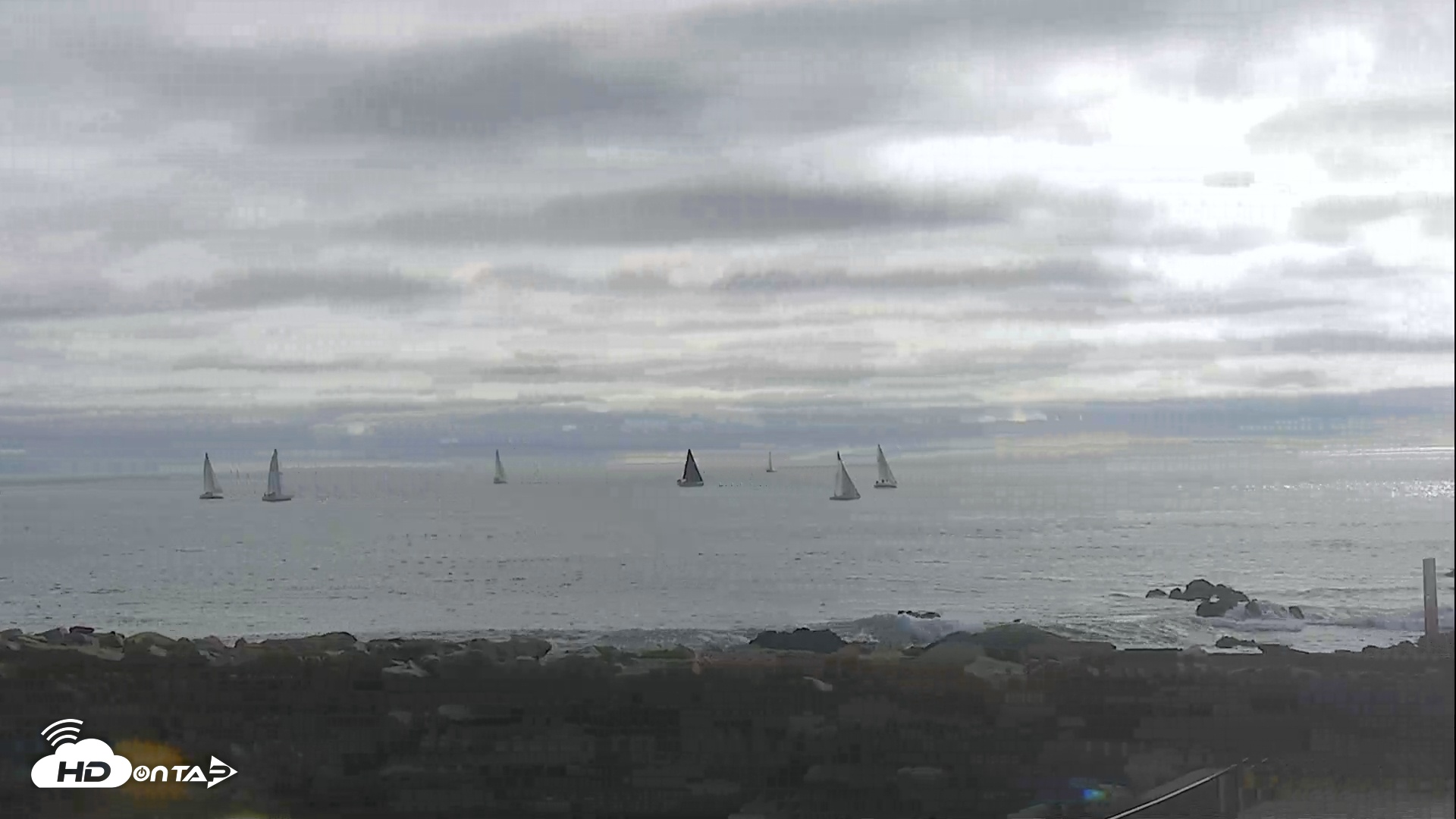 Snapshot of Dana Point Harbor Laguna Cliffs Resort Live Webcam taken Nov 6, 2025, 2:17pm PST