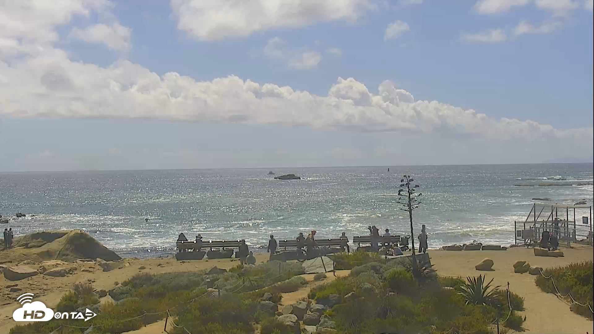 Snapshot of Dana Point Harbor Laguna Cliffs Resort Live Webcam taken Apr 13, 2026, 2:35pm PDT