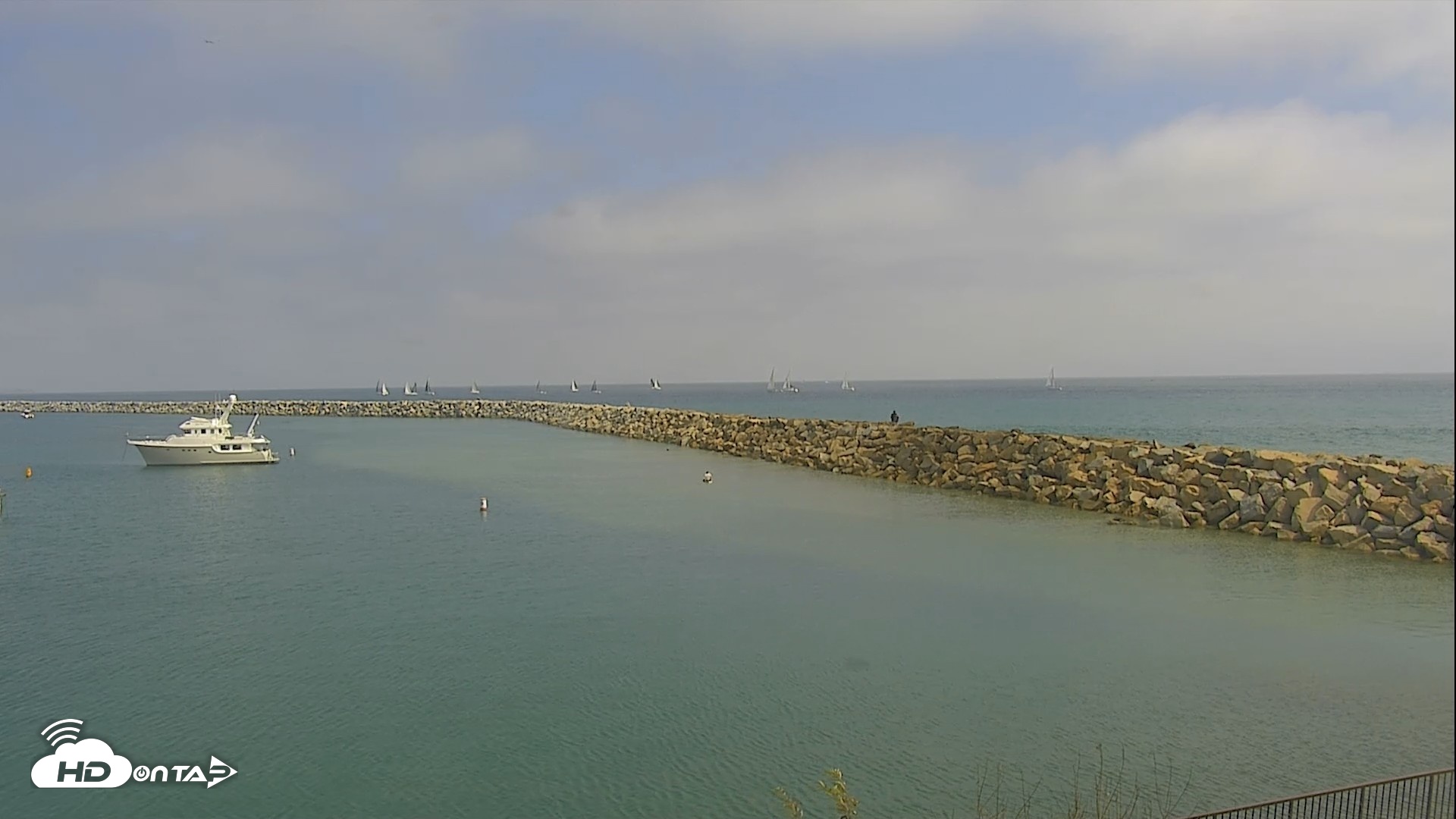 Snapshot of Dana Point Harbor Laguna Cliffs Resort Live Webcam taken May 21, 2026, 3:09pm PDT