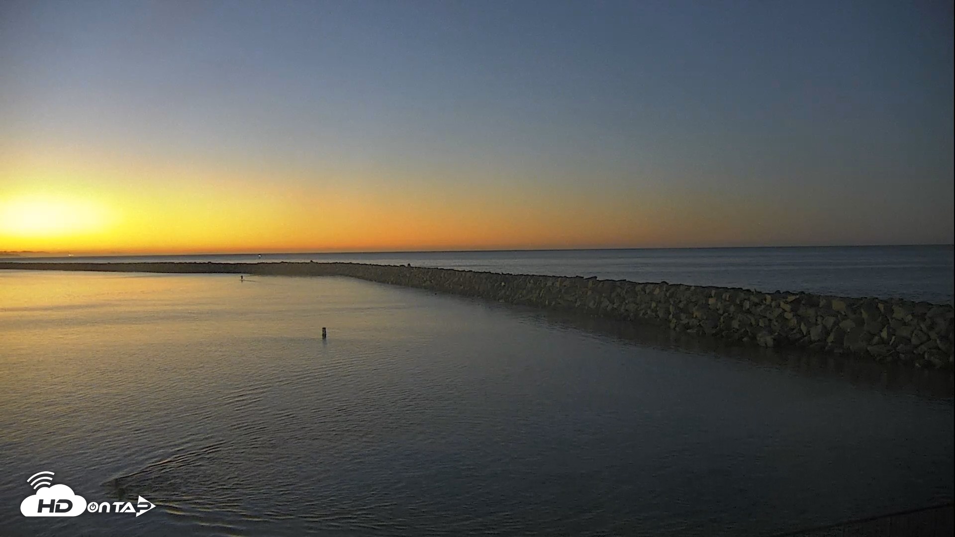 Snapshot of Dana Point Harbor Laguna Cliffs Resort Live Webcam taken Oct 15, 2026, 6:33am PDT