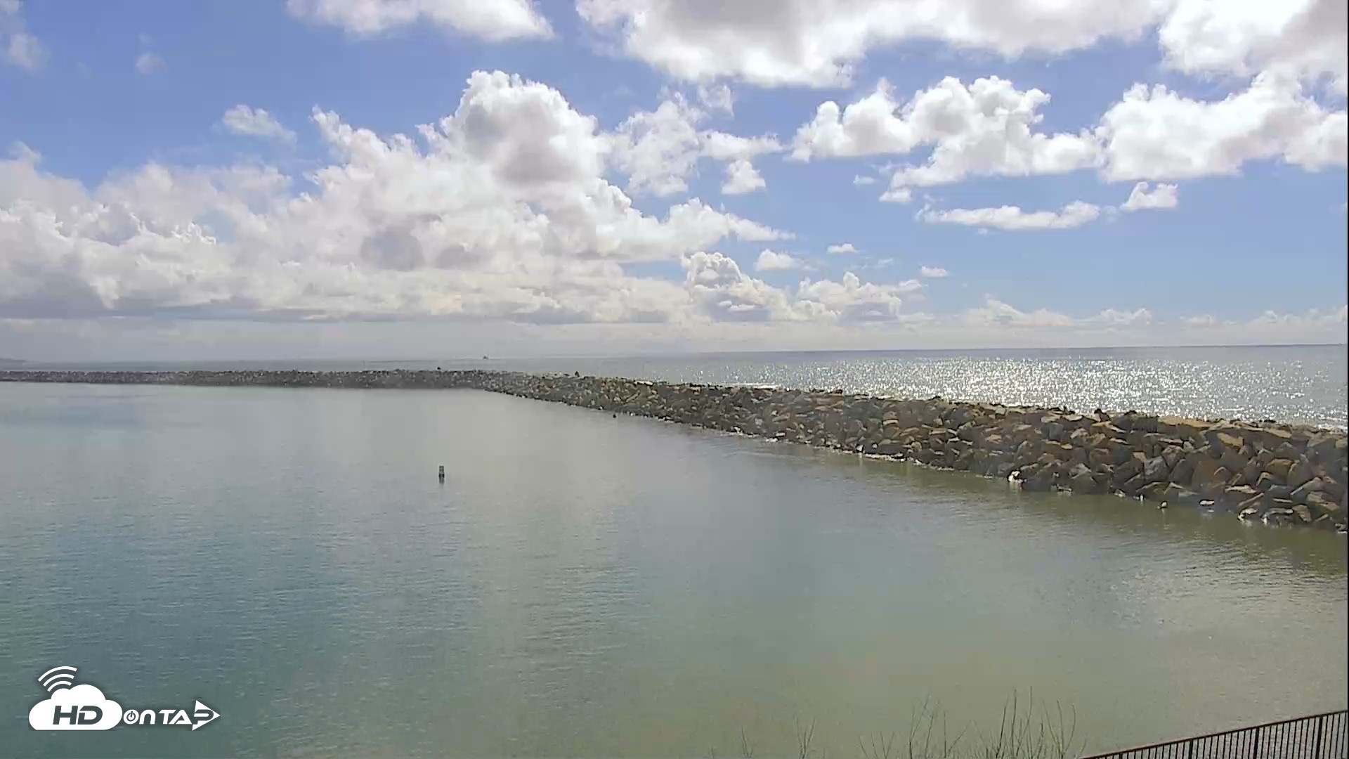Snapshot of Dana Point Harbor Laguna Cliffs Resort Live Webcam taken Oct 22, 2026, 12:18pm PDT