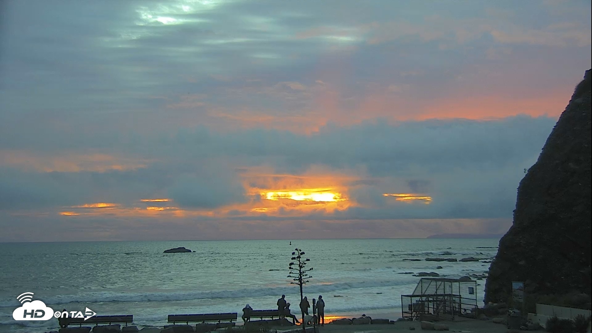 Snapshot of Dana Point Harbor Laguna Cliffs Resort Live Webcam taken Jan 4, 2026, 5:08pm PST