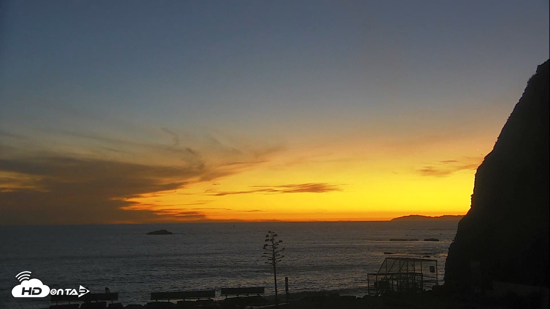 Snapshot of Dana Point Harbor Laguna Cliffs Resort Live Webcam taken Feb 21, 2026, 6:11pm PST