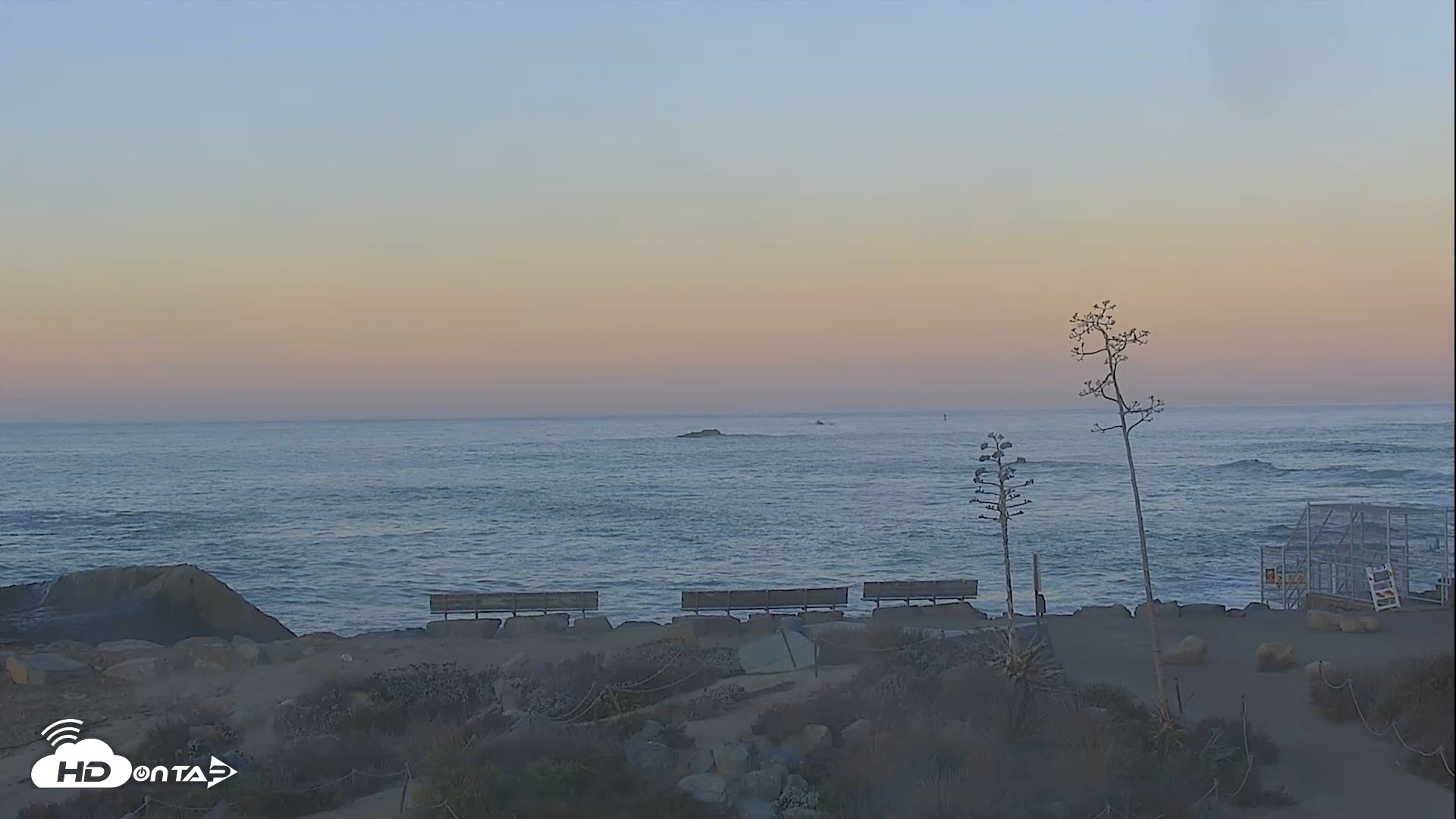 Snapshot of Dana Point Harbor Laguna Cliffs Resort Live Webcam taken Oct 14, 2026, 7:02am PDT