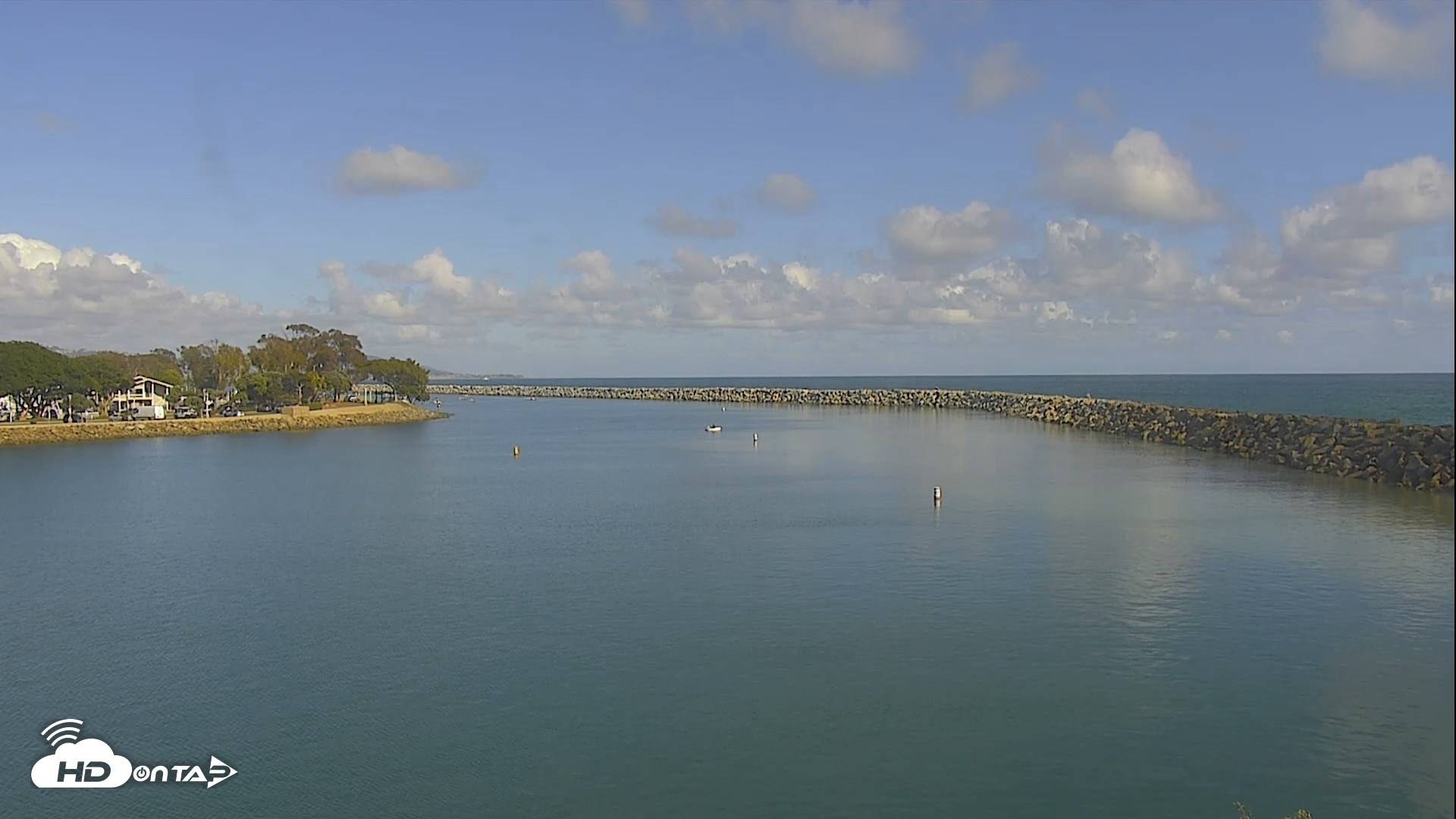 Snapshot of Dana Point Harbor Laguna Cliffs Resort Live Webcam taken May 27, 2026, 4:32pm PDT