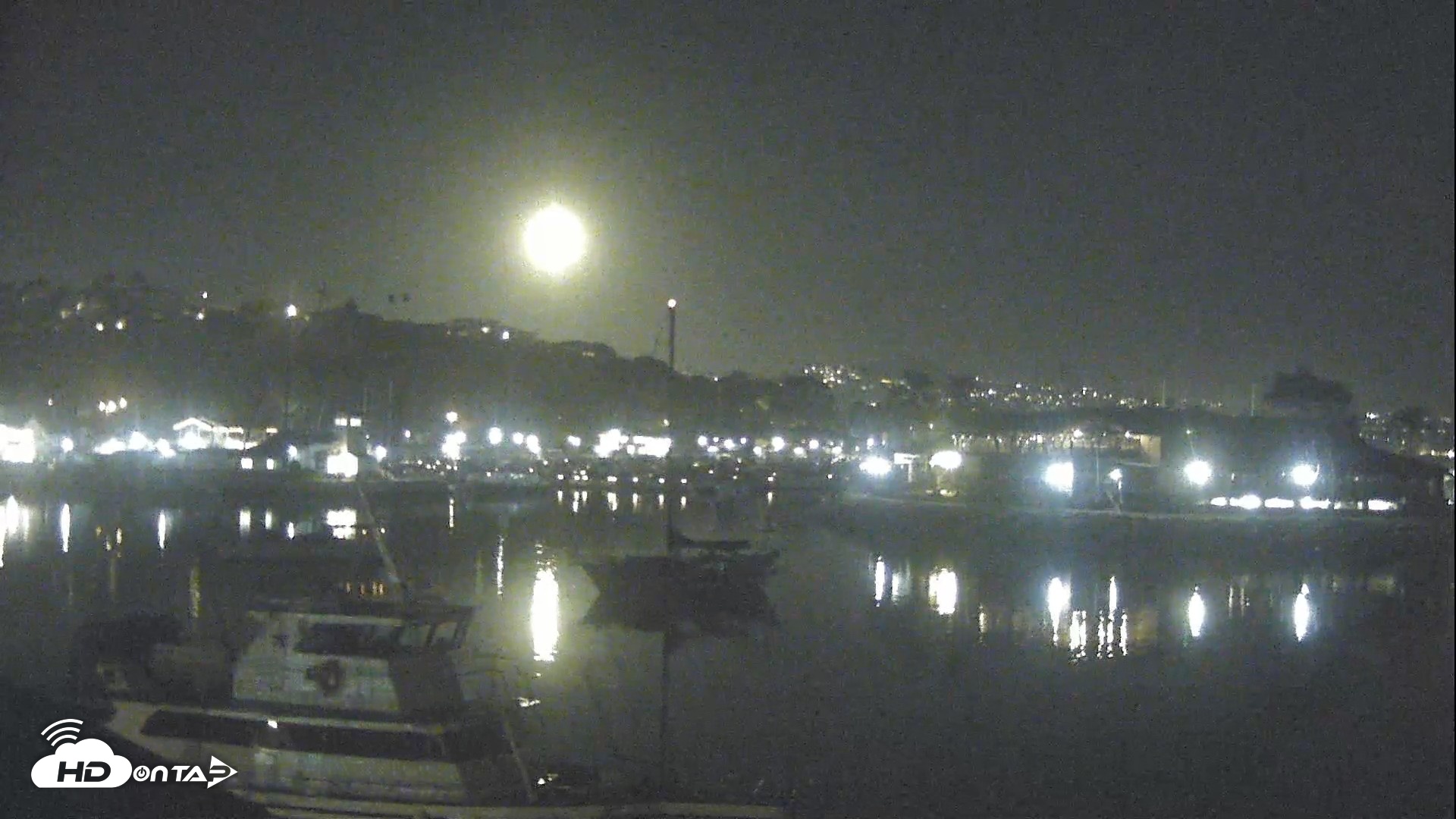 Snapshot of Dana Point Harbor Laguna Cliffs Resort Live Webcam taken Sep 28, 2026, 8:15pm PDT