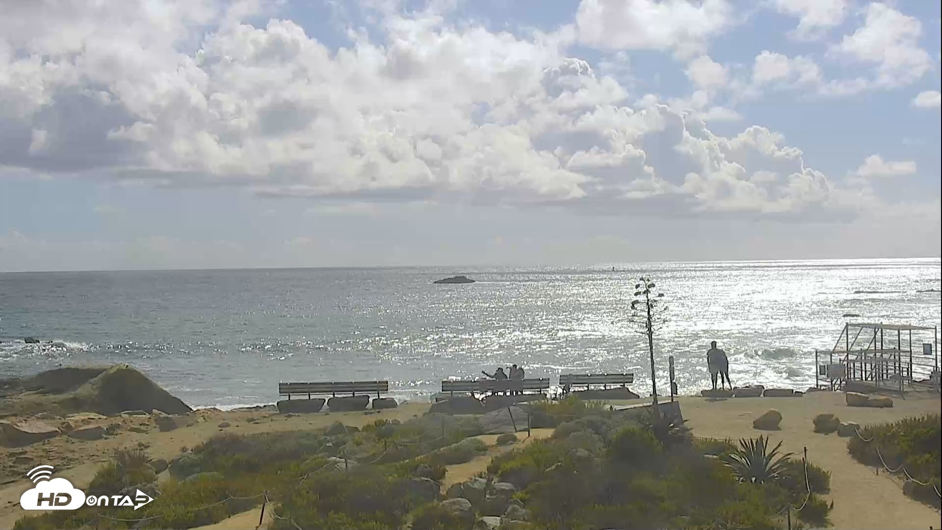 Snapshot of Dana Point Harbor Laguna Cliffs Resort Live Webcam taken Apr 13, 2026, 3:58pm PDT