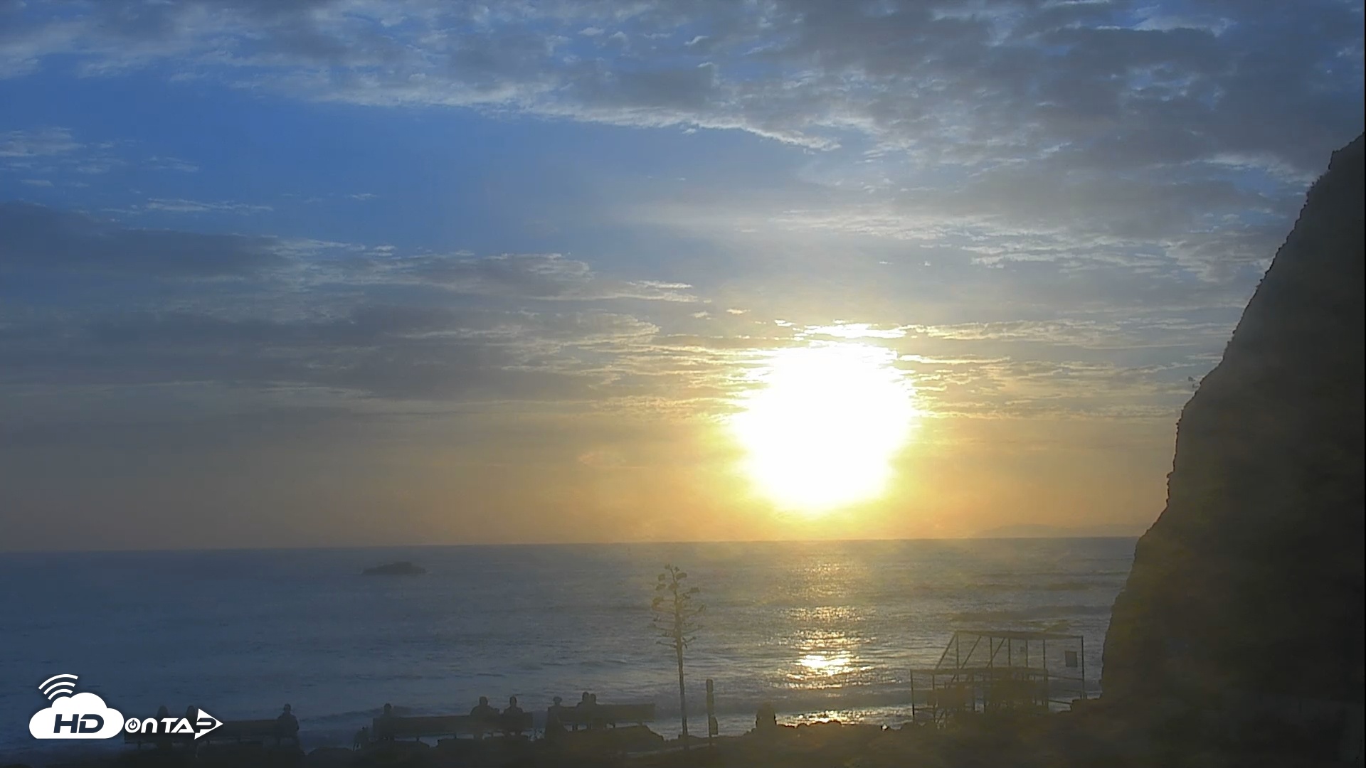 Snapshot of Dana Point Harbor Laguna Cliffs Resort Live Webcam taken Feb 5, 2026, 5:11pm PST