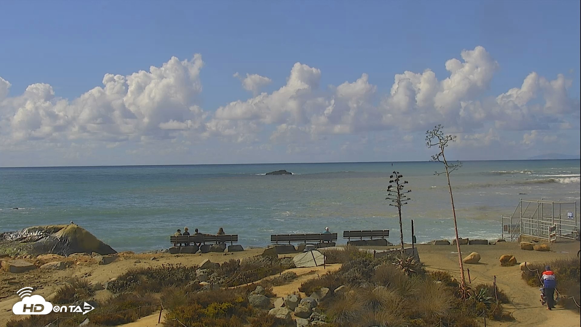 Snapshot of Dana Point Harbor Laguna Cliffs Resort Live Webcam taken Oct 22, 2026, 12:17pm PDT