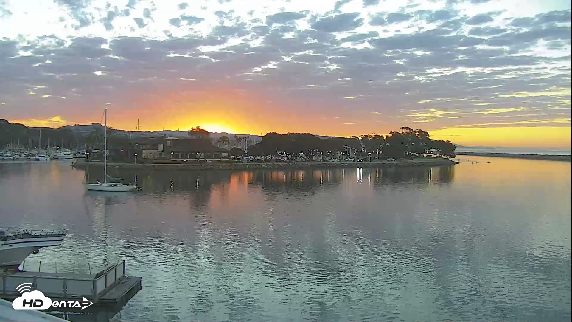 Snapshot of Dana Point Harbor Laguna Cliffs Resort Live Webcam taken Oct 6, 2026, 6:49am PDT