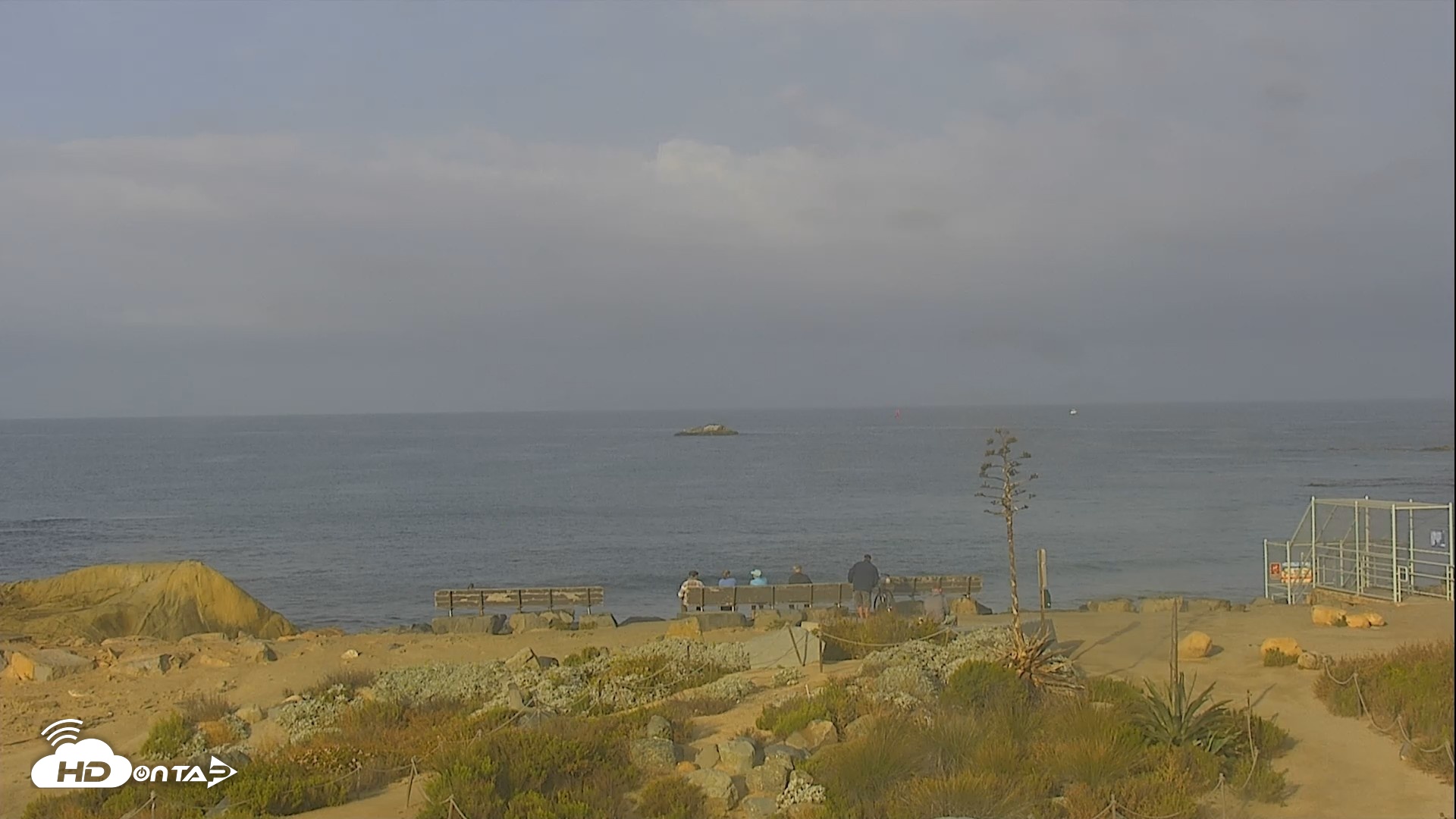 Snapshot of Dana Point Harbor Laguna Cliffs Resort Live Webcam taken Apr 30, 2026, 7:18am PDT