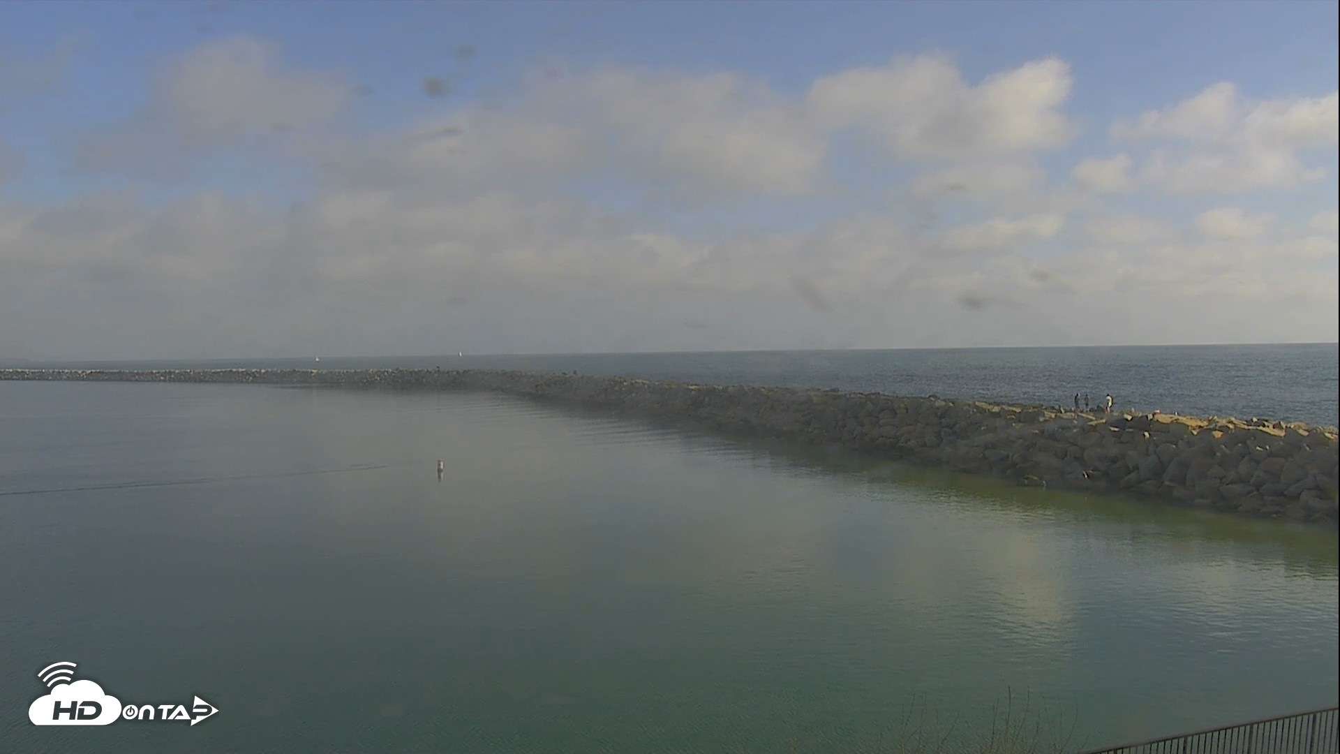 Snapshot of Dana Point Harbor Laguna Cliffs Resort Live Webcam taken Sep 23, 2026, 4:13pm PDT