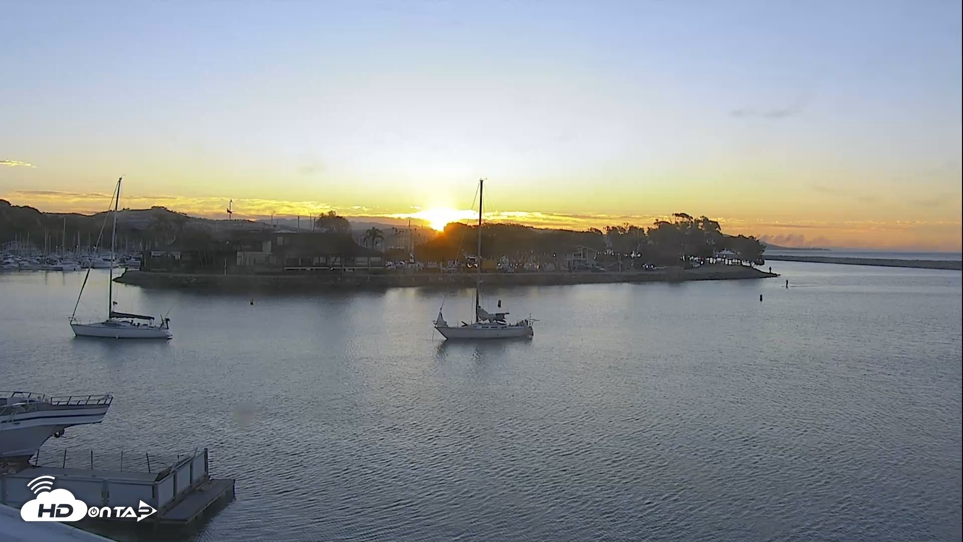 Snapshot of Dana Point Harbor Laguna Cliffs Resort Live Webcam taken Oct 16, 2026, 7:07am PDT